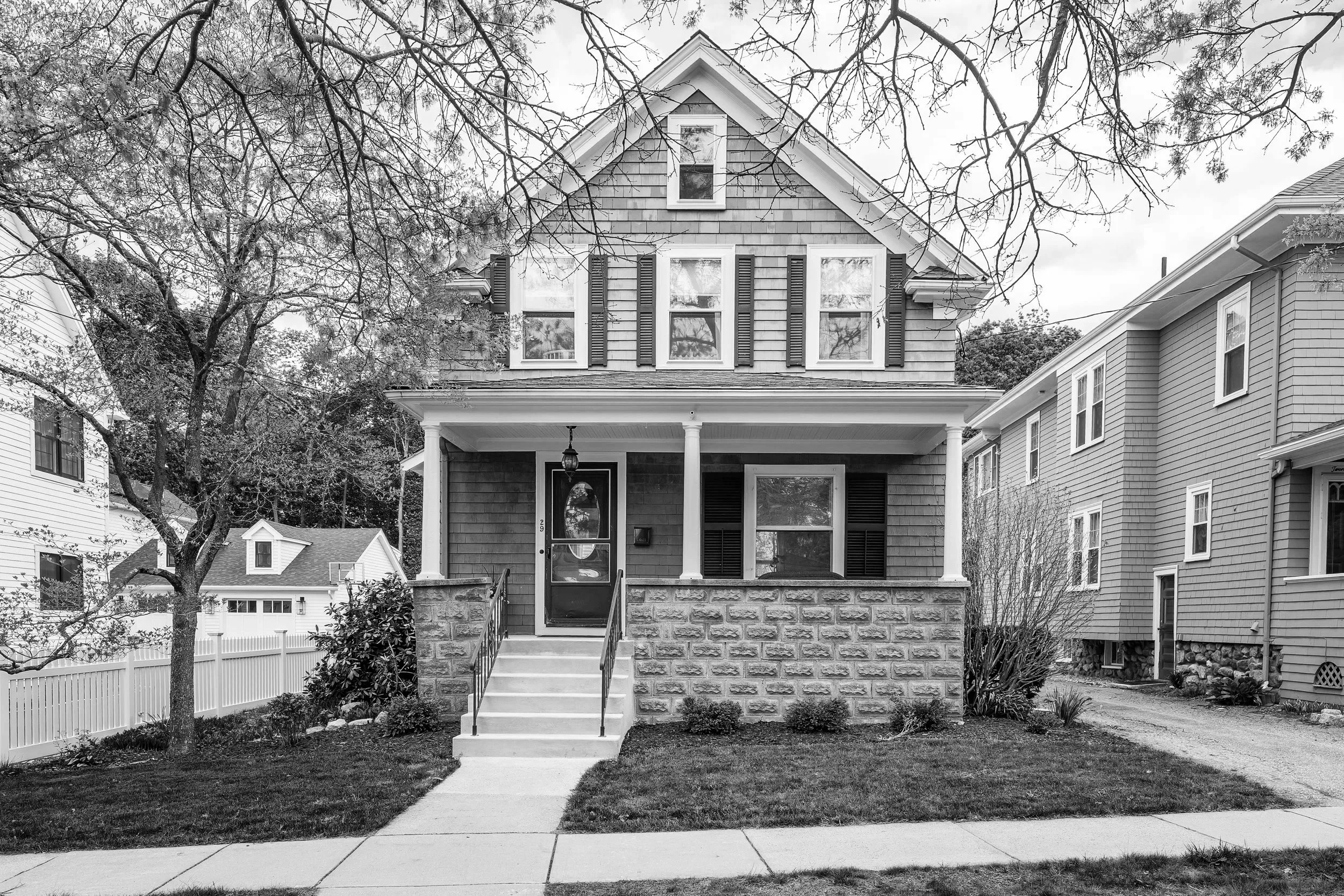MELROSE + SINGLE FAMILY HOME + UAG