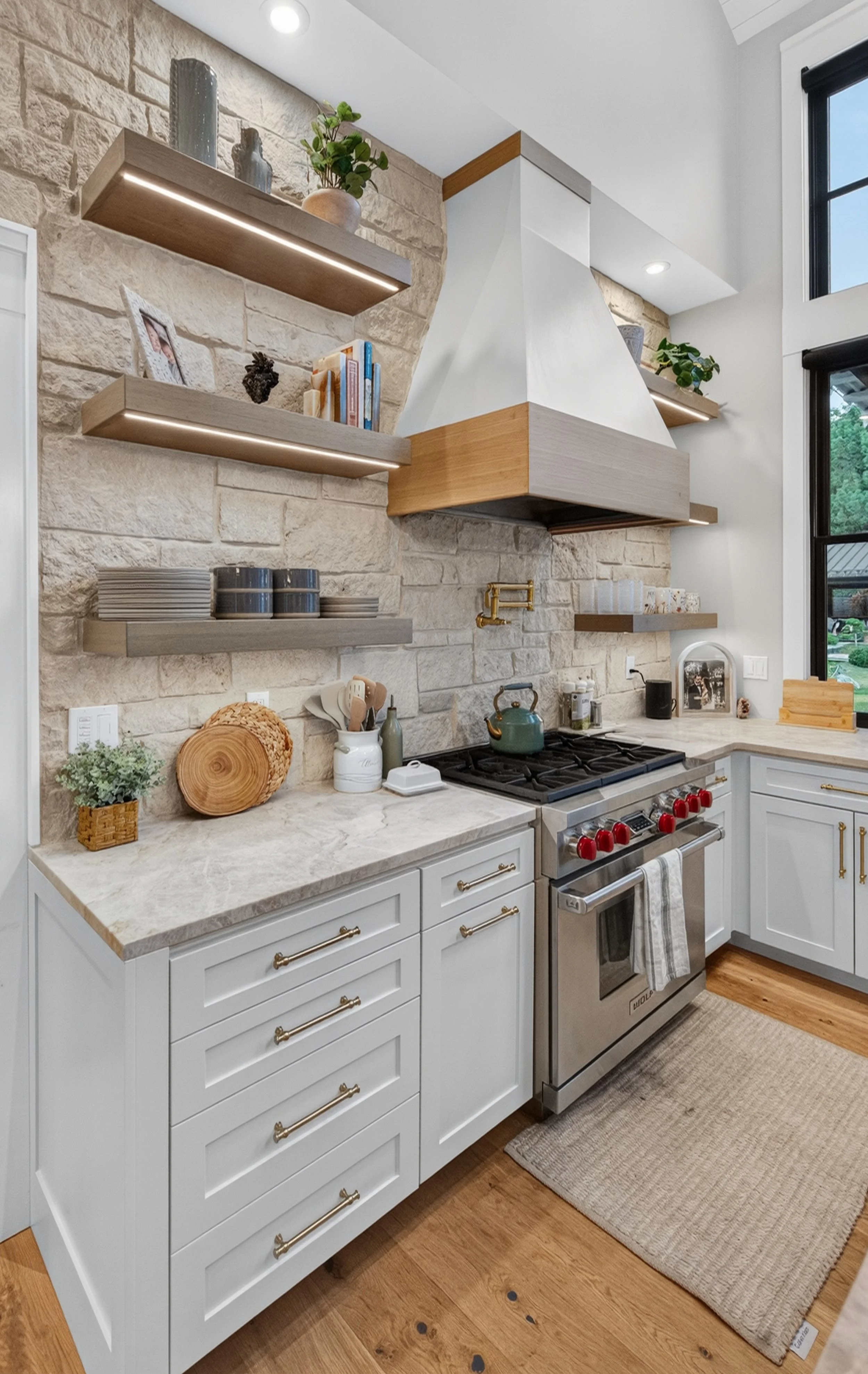 Kitchen Range.jpg