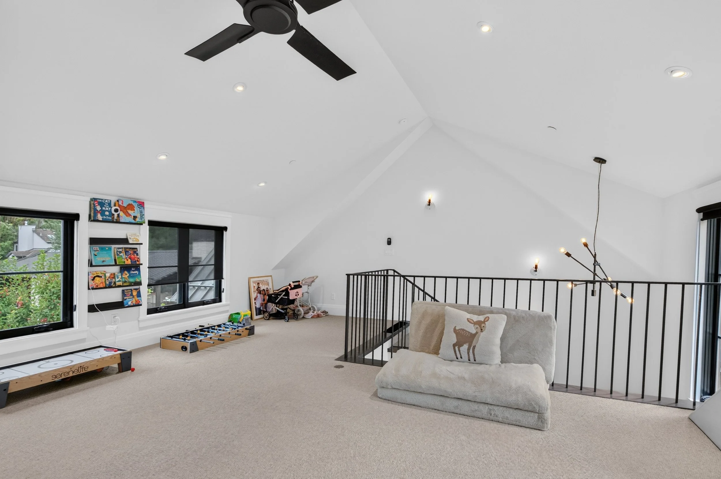 Loft West.jpg