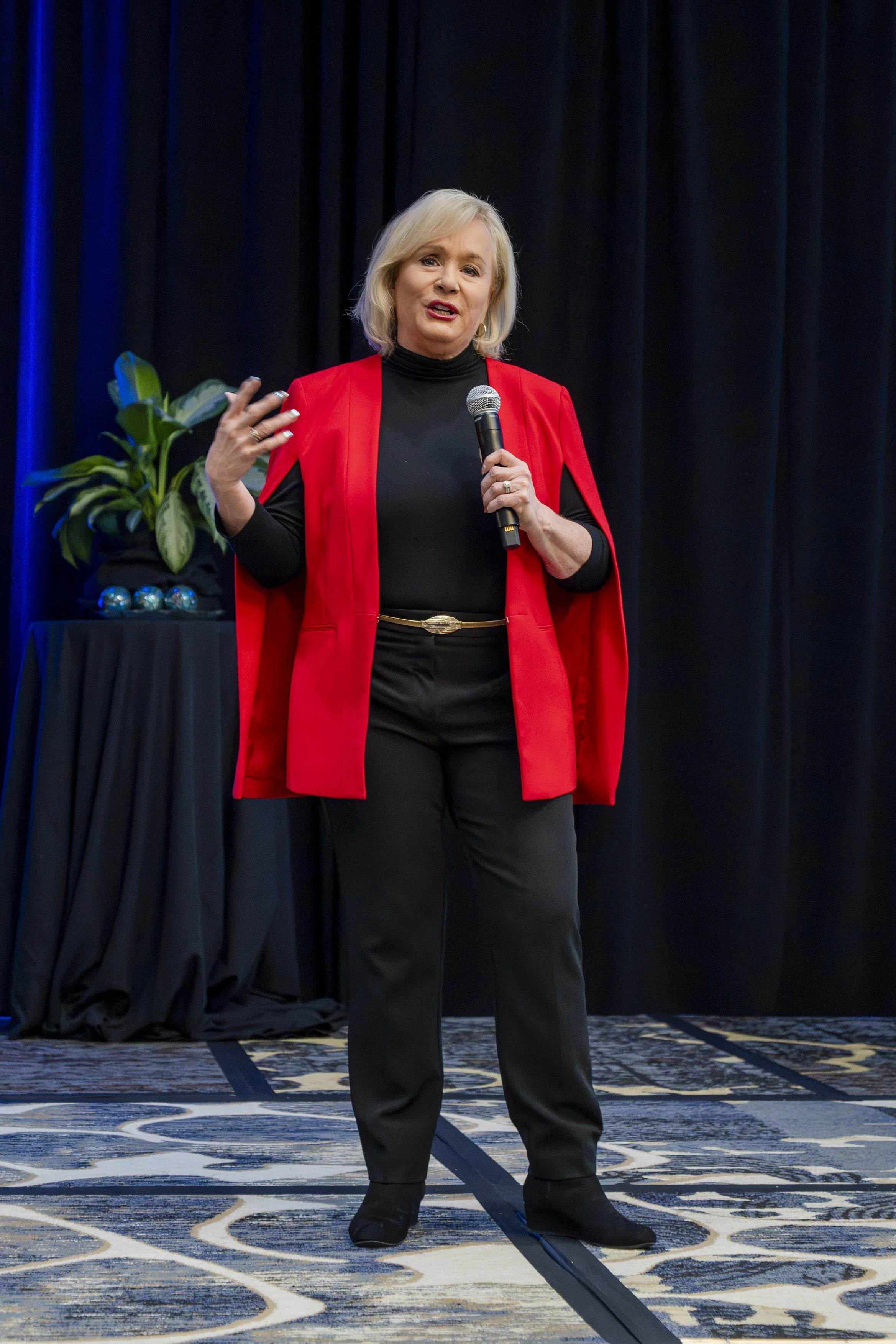 EYTPHOTOGRAPHY_scale to success summit-56.jpg