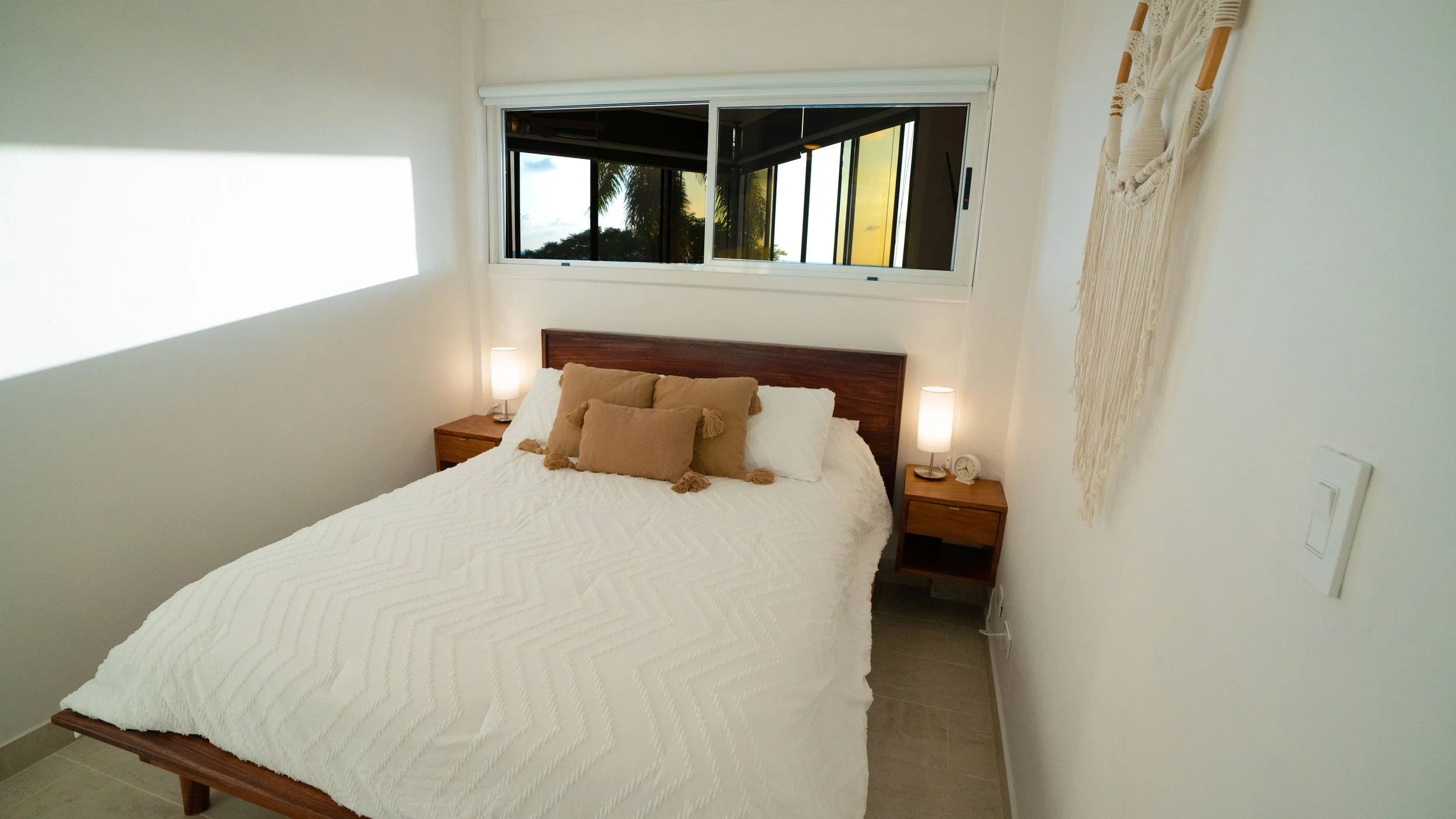 Master Bedrrom_02.jpg