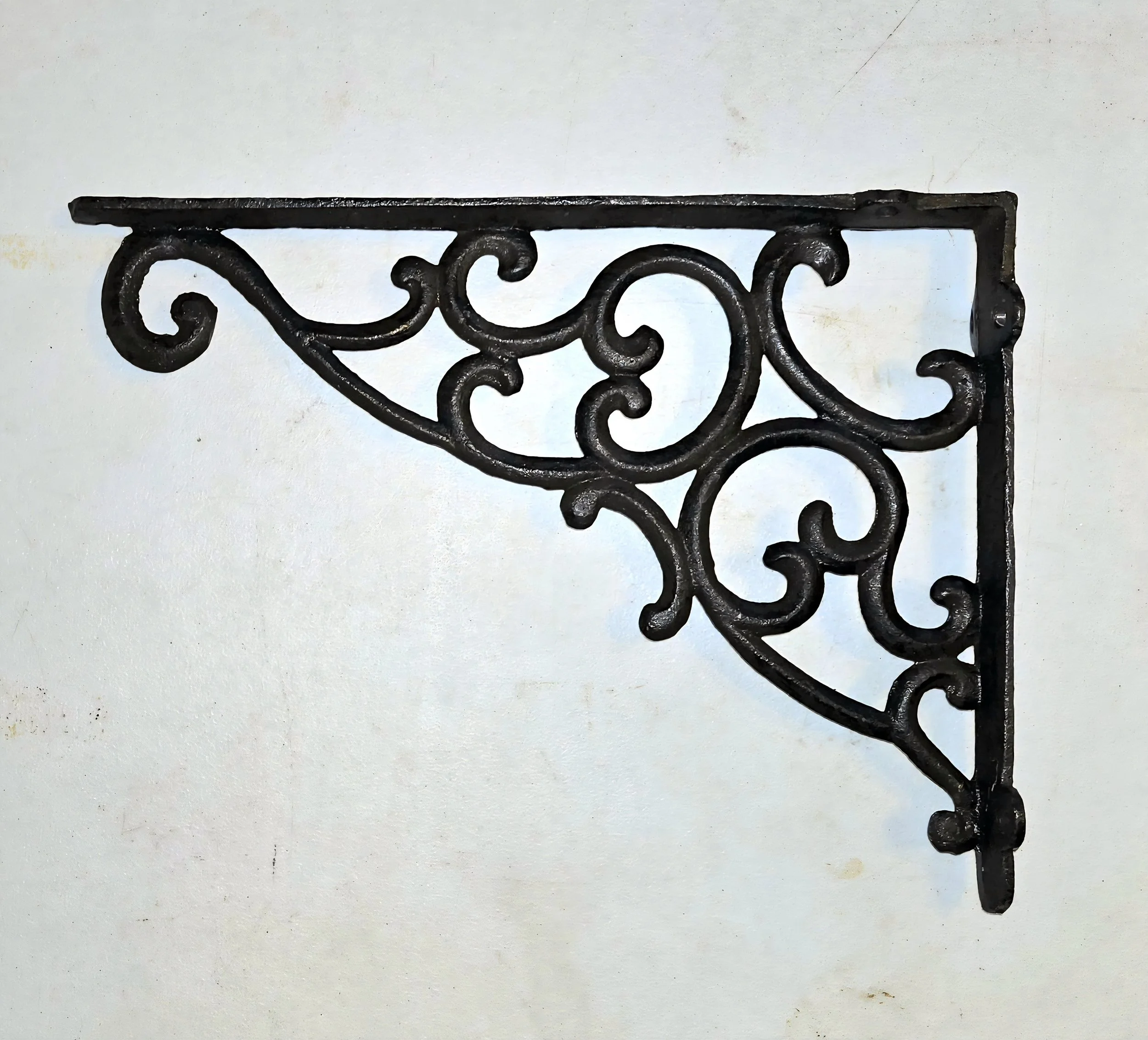 Iron Shelf Bracket 12"x6"