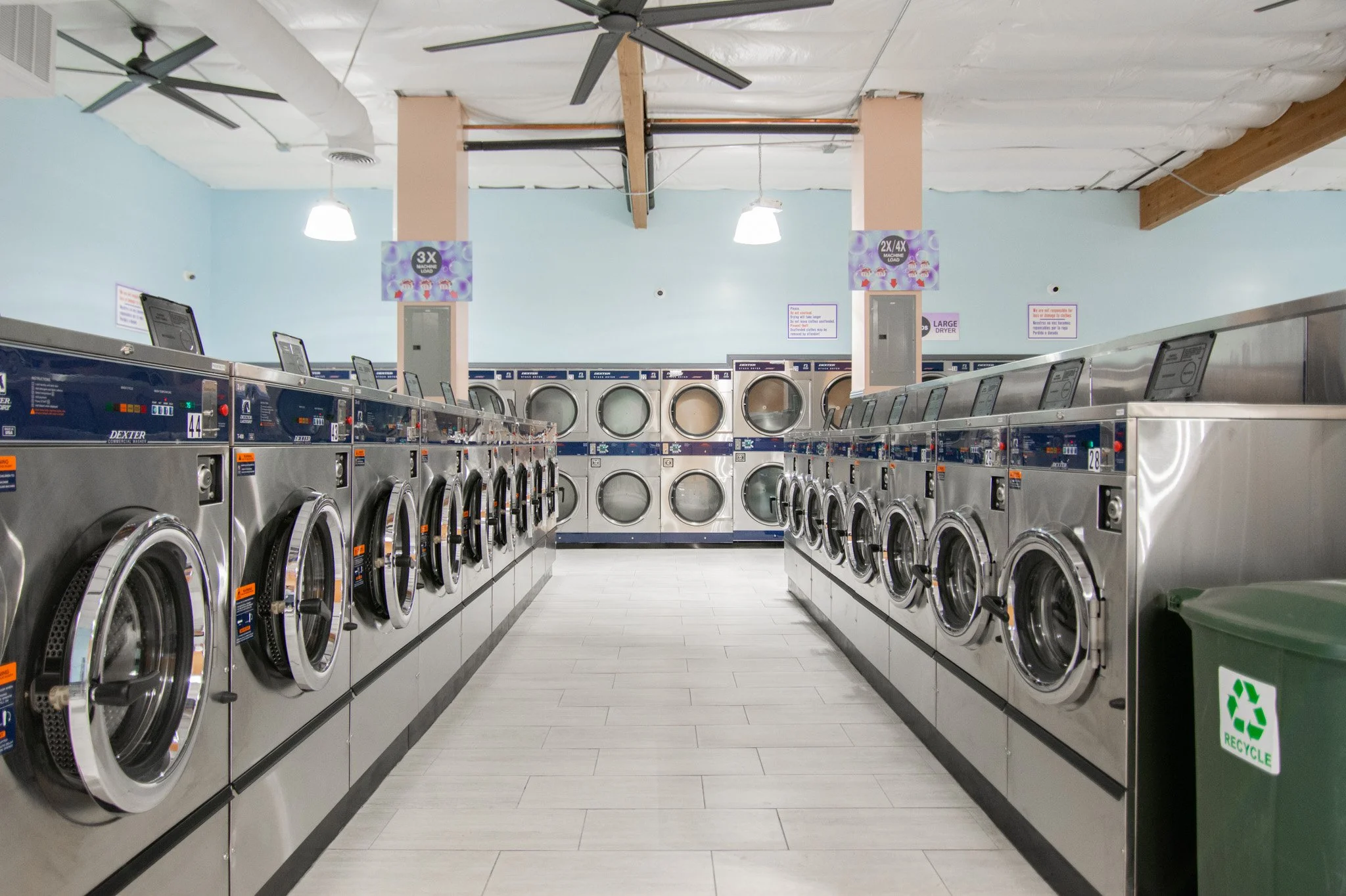 Our brand new washers and dryers guarantee that waiting for open machines is a thing of the past. 