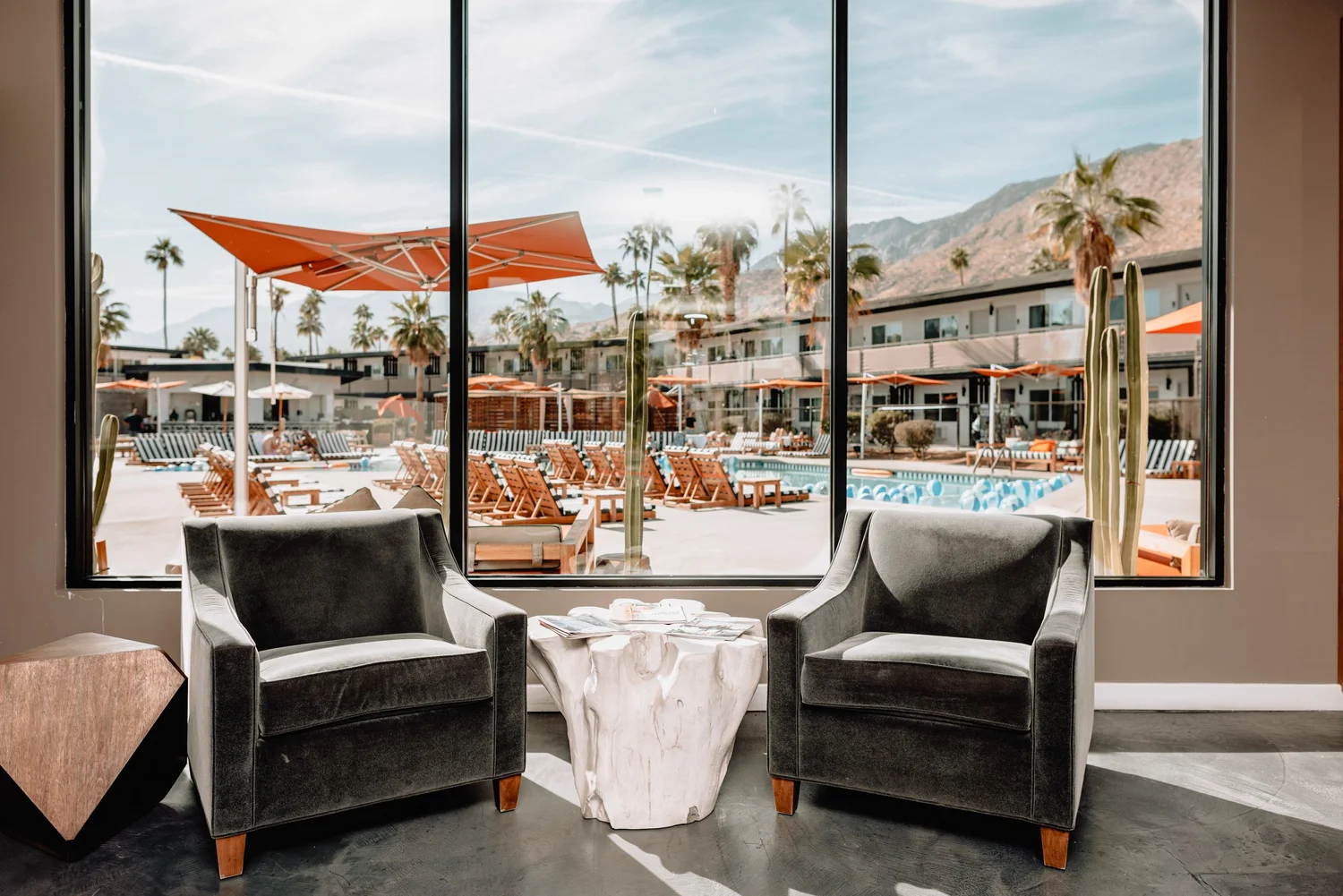 V Palm Springs