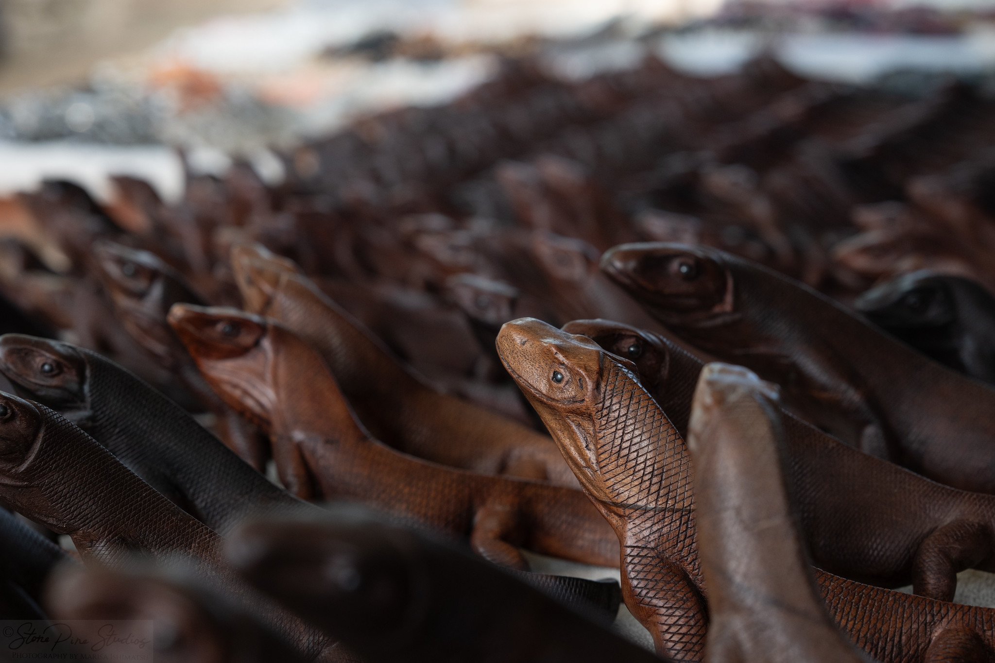 Komodo Statuettes
