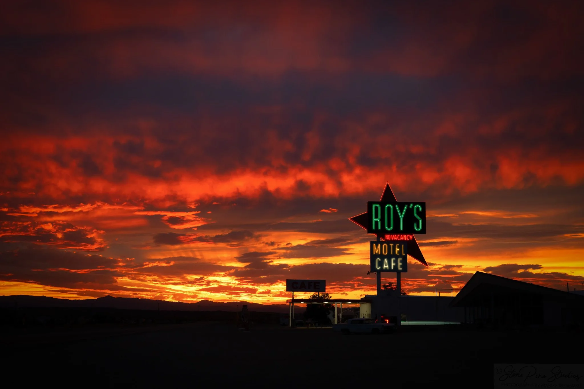 Roy's Motel & Cafe