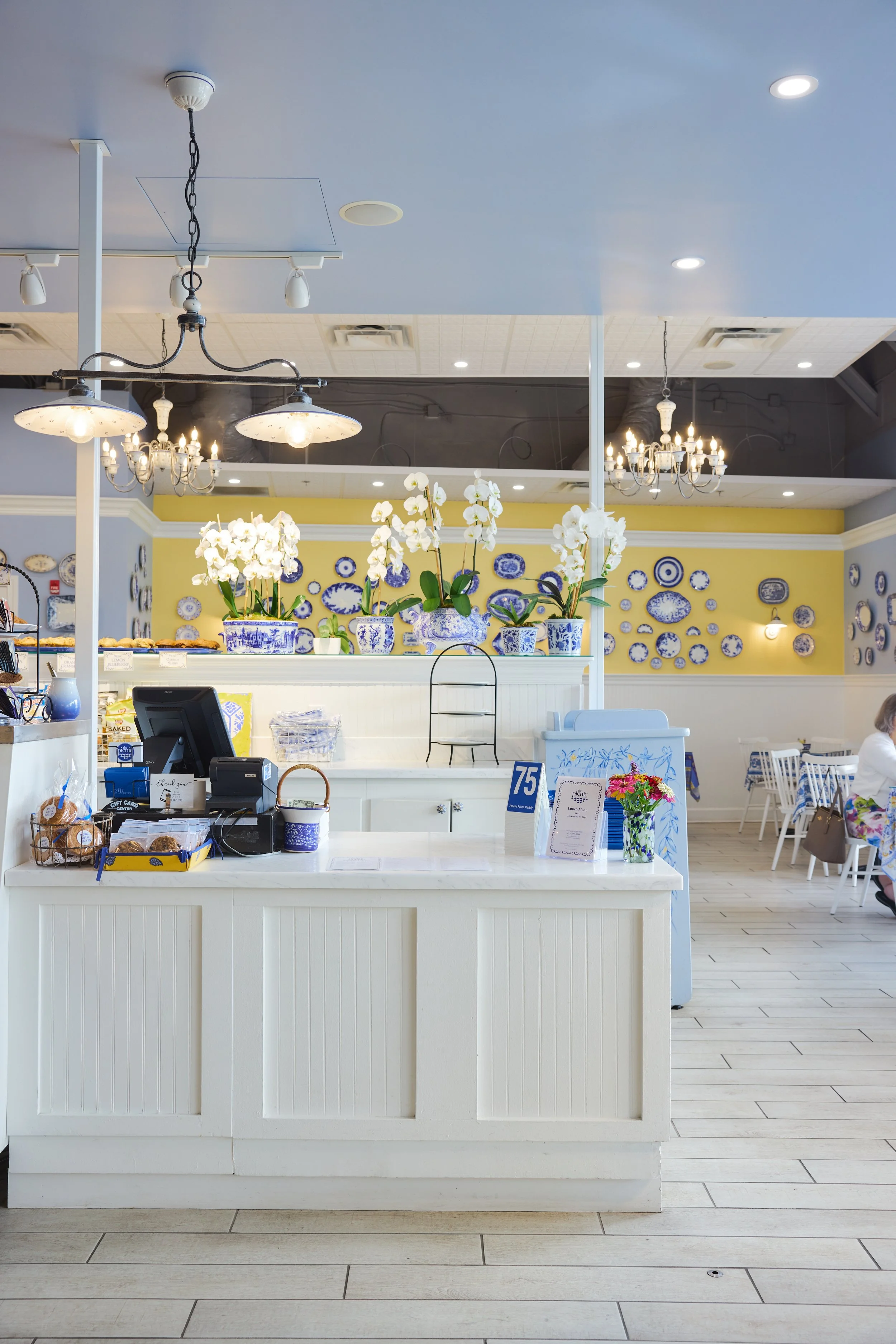 Picnic Cafe, blue and white, dining chair, lunch, plates, blue ceiling, awning, breakfast