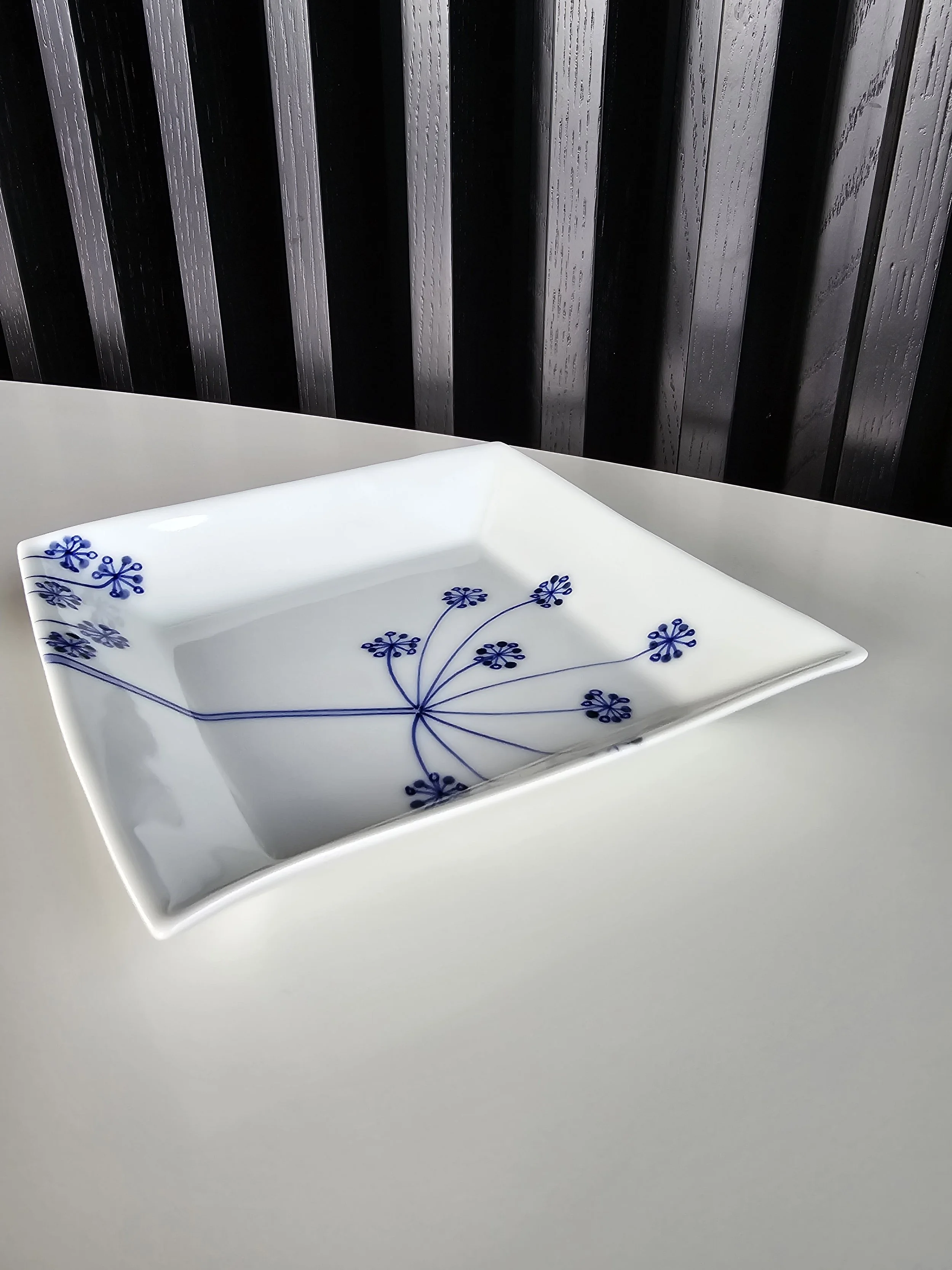 Singama Lace Flower Square Plate