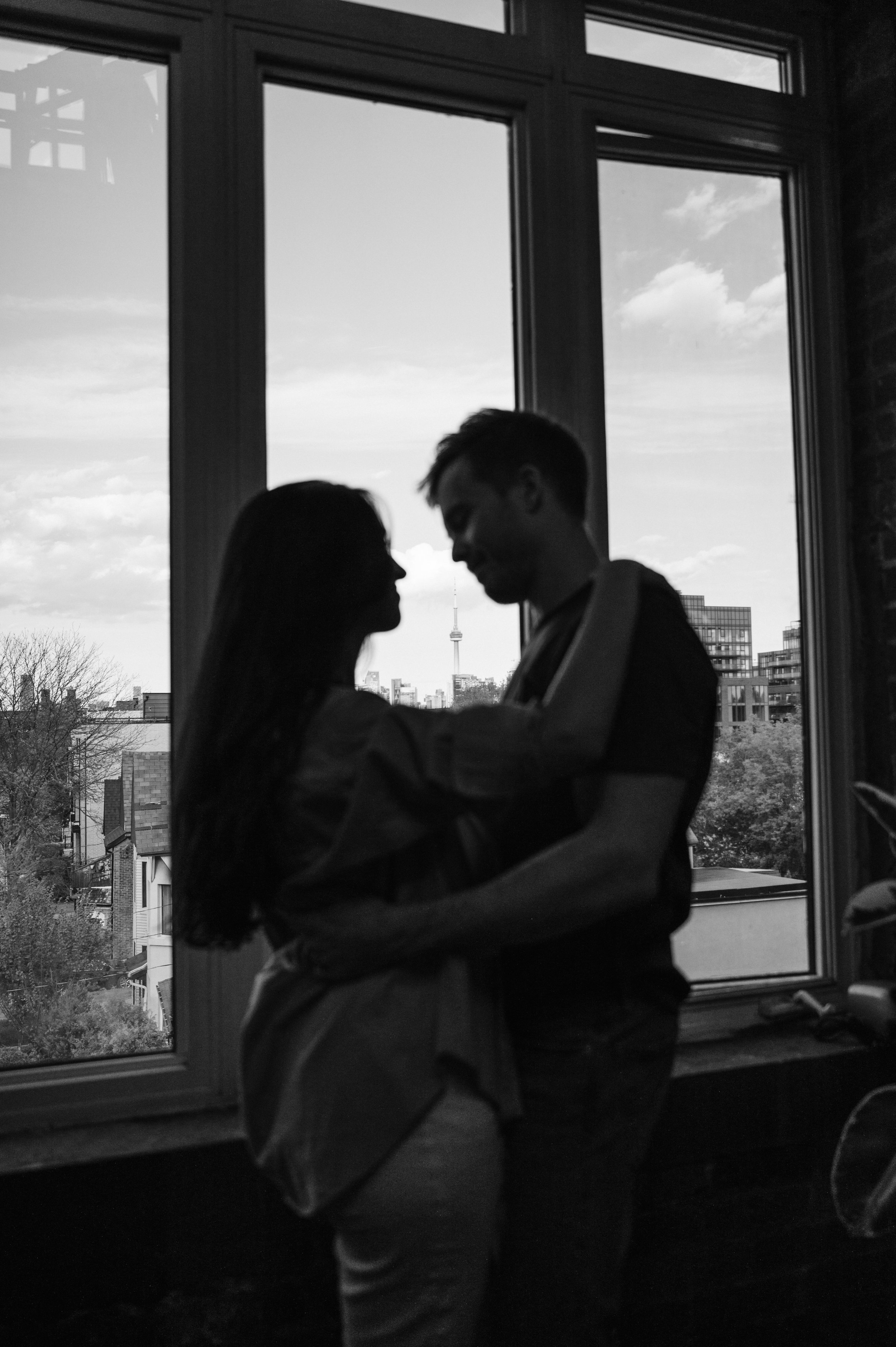 toronto-engagement-photos