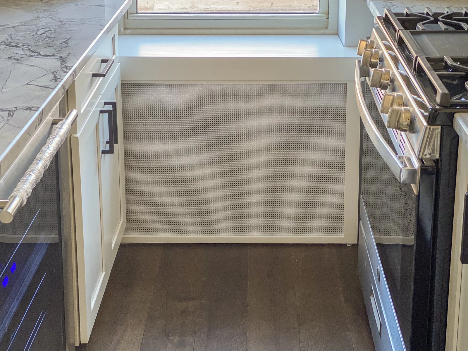 Radiator Cover-18.jpg