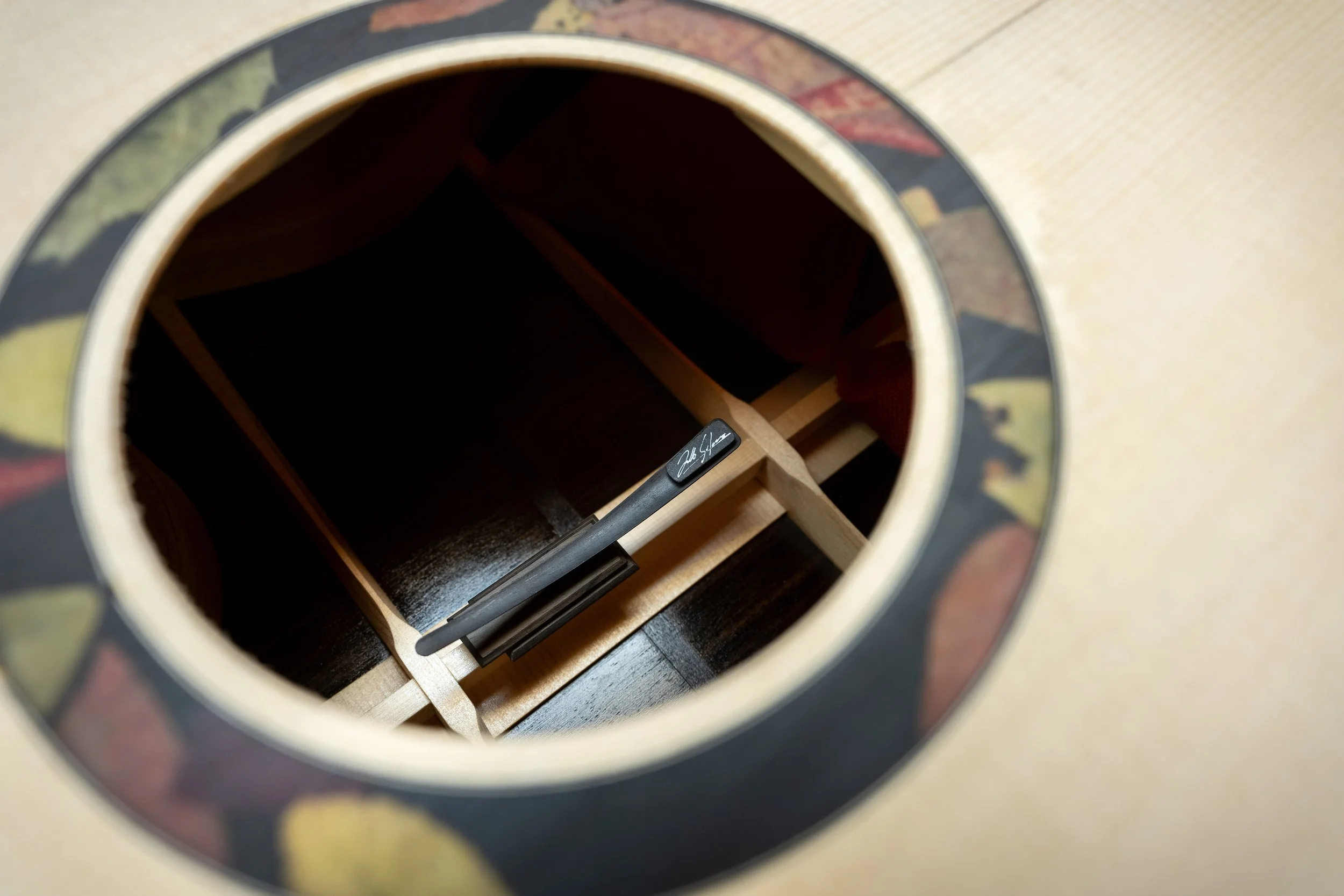 Silverman Guitars label