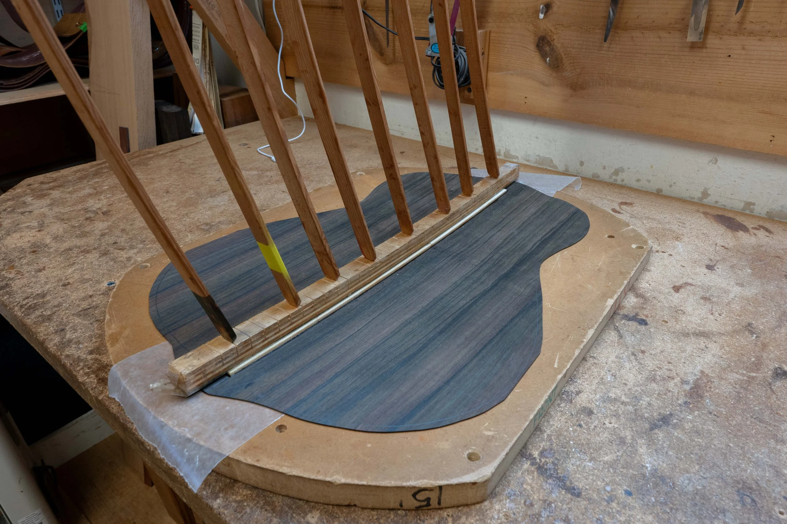 Then the centerstrip is glued.