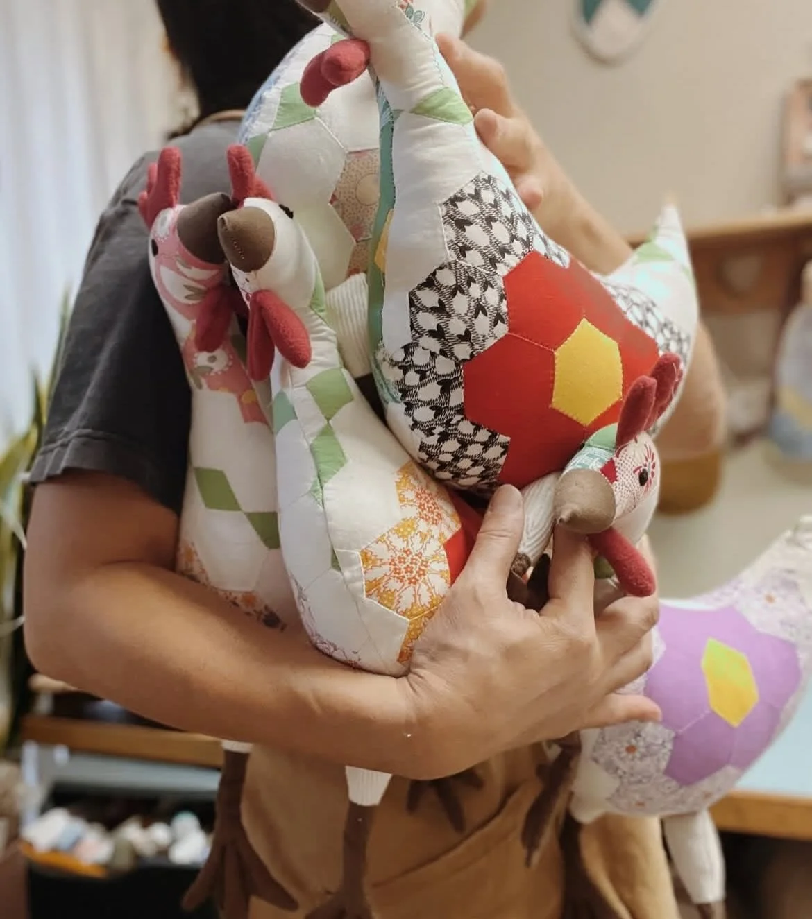 ☀️THIS SATURDAY! Join us Dec 20th, at Culver City&rsquo;s favorite landmark @helmsdesigndistrict for a beautiful day of shopping small, local and having some fun at our final market of 2025!! 

From 11am-4pm we&rsquo;ll be joined by an AMAZING, actio