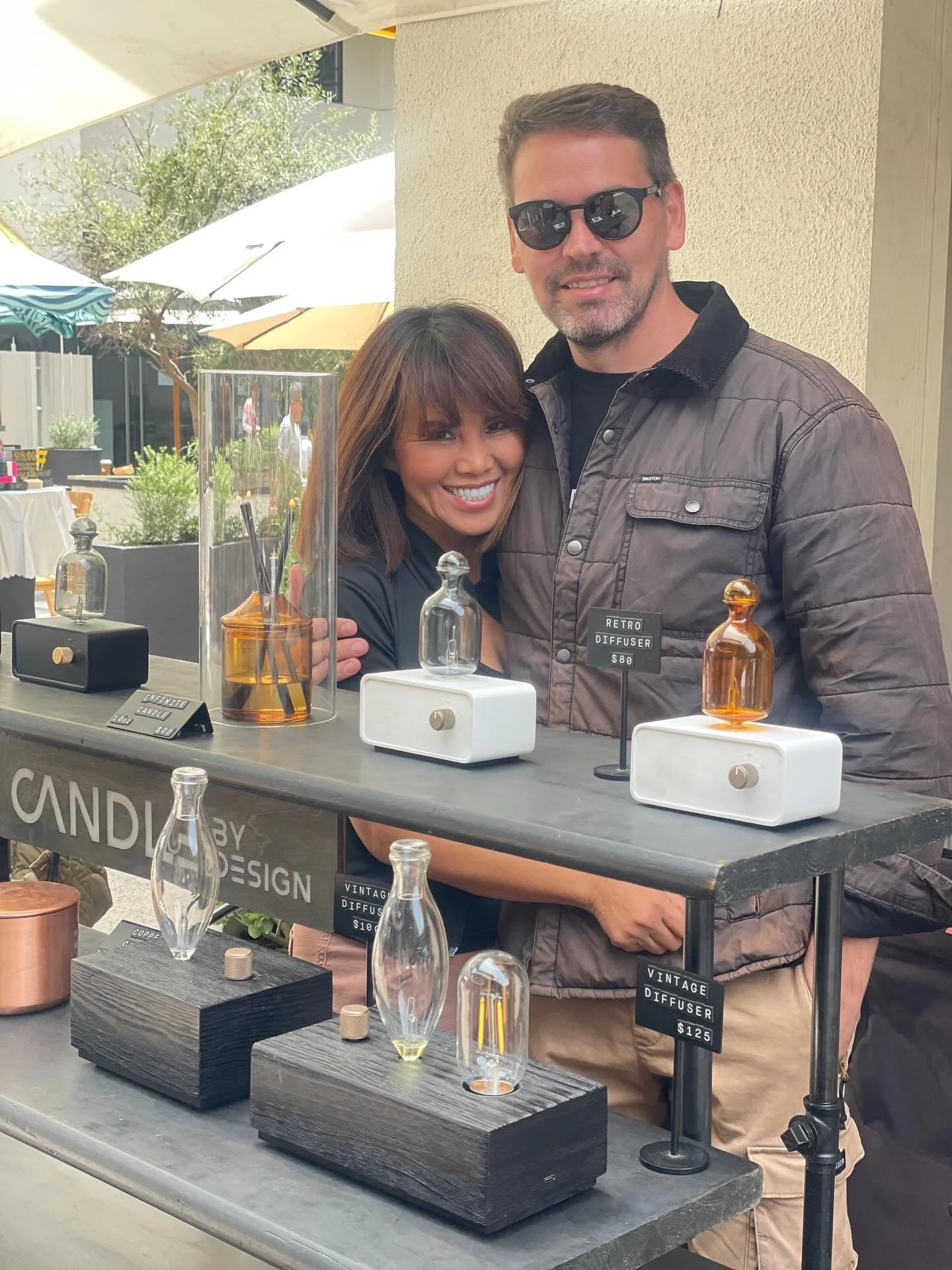 ☀️SUNSHINE SATURDAY @pasadenacommons is full of love🤗 We&rsquo;re here til 4pm with some of the best small businesses in Los Angeles, great music, and smiles all around! Not to mention some beautiful, very sweet dogs available for adoption with @pup