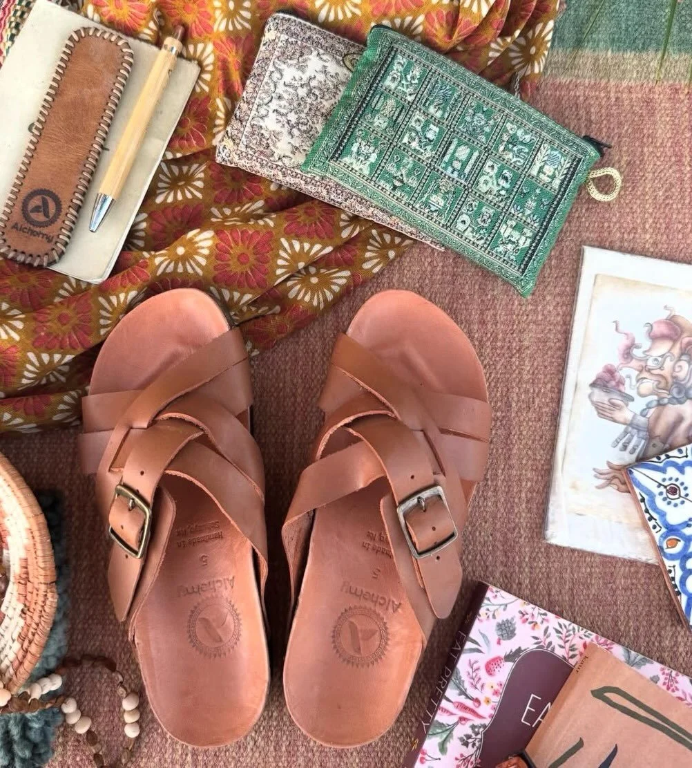 Tomorrow!☀️ @pasadenacommons is the place to be!☀️ Kick off summer right- with all the best accessories, all locally made. 

From 11am-4pm we&rsquo;ll be joined by outstanding local small businesses and artists including ceramics by @mugsandbugs , mu