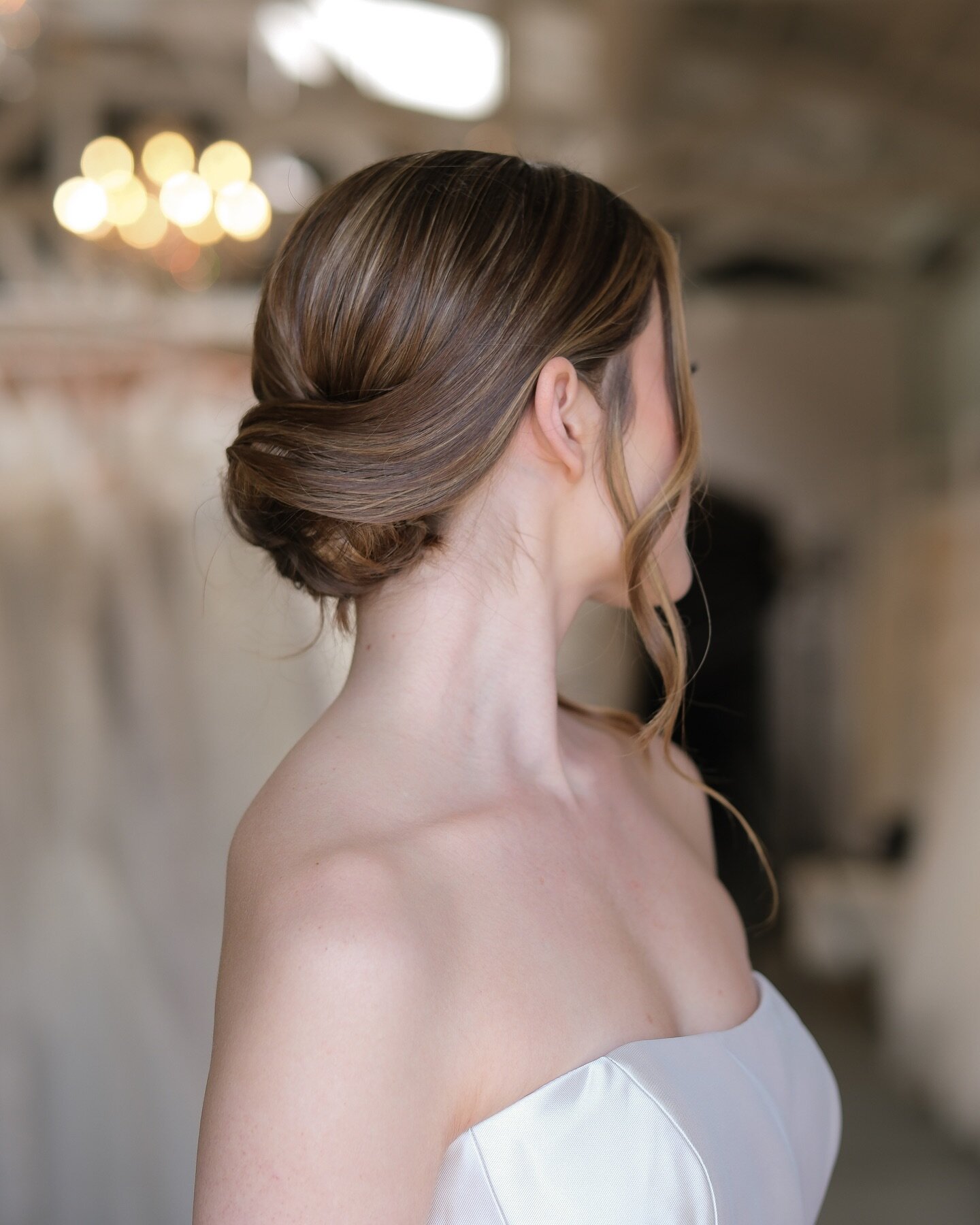 The classic bun is making a come back 
Hair Artist - Cristina 
Dress - @e.a.bridal 
Content @maddsmaxjesty @intentionalcreativesco 
#lysartistrypro #lysteam #lysmakeup #lyshair #losangelesmakeuoartist