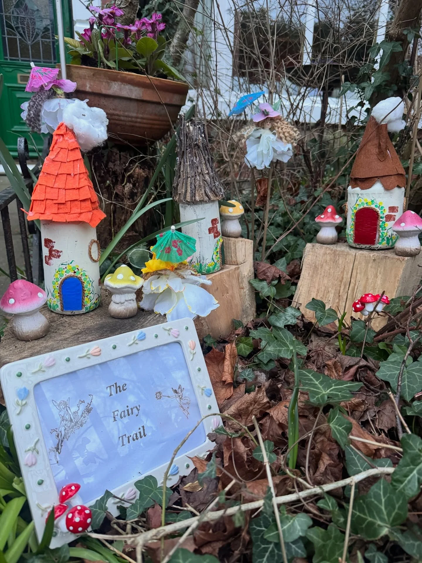 So many magics fairy houses around the avenues , dukeires, chants and Ella St. We hope you&rsquo;re enjoying the trail as much as us! 🧚&zwj;♀️🧚🏻&zwj;♂️🧚🏾