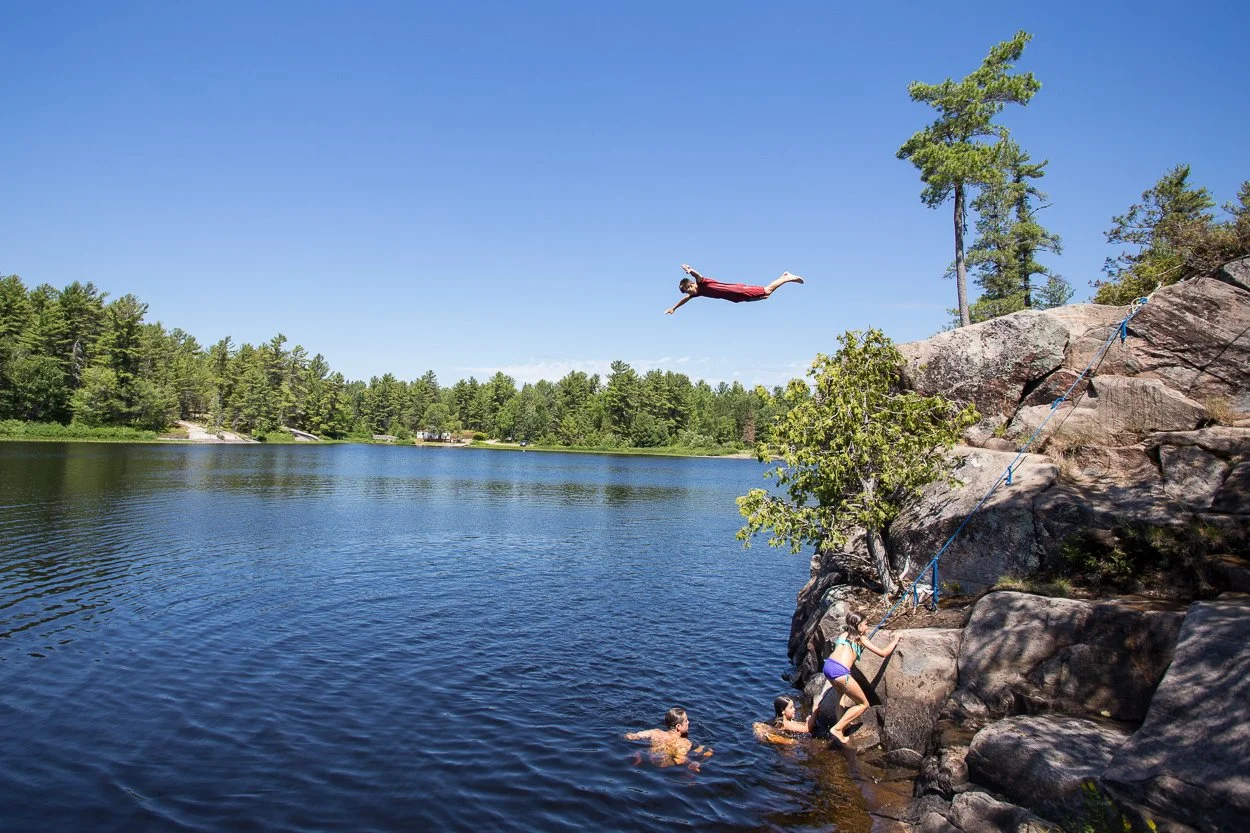 grundy-cliff-jumping.jpg