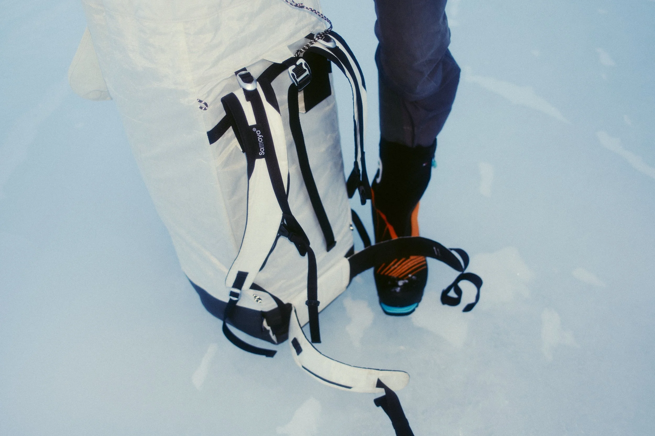 SAMAYA_GC_DSCF4493 1-Ice Ecrins.jpg