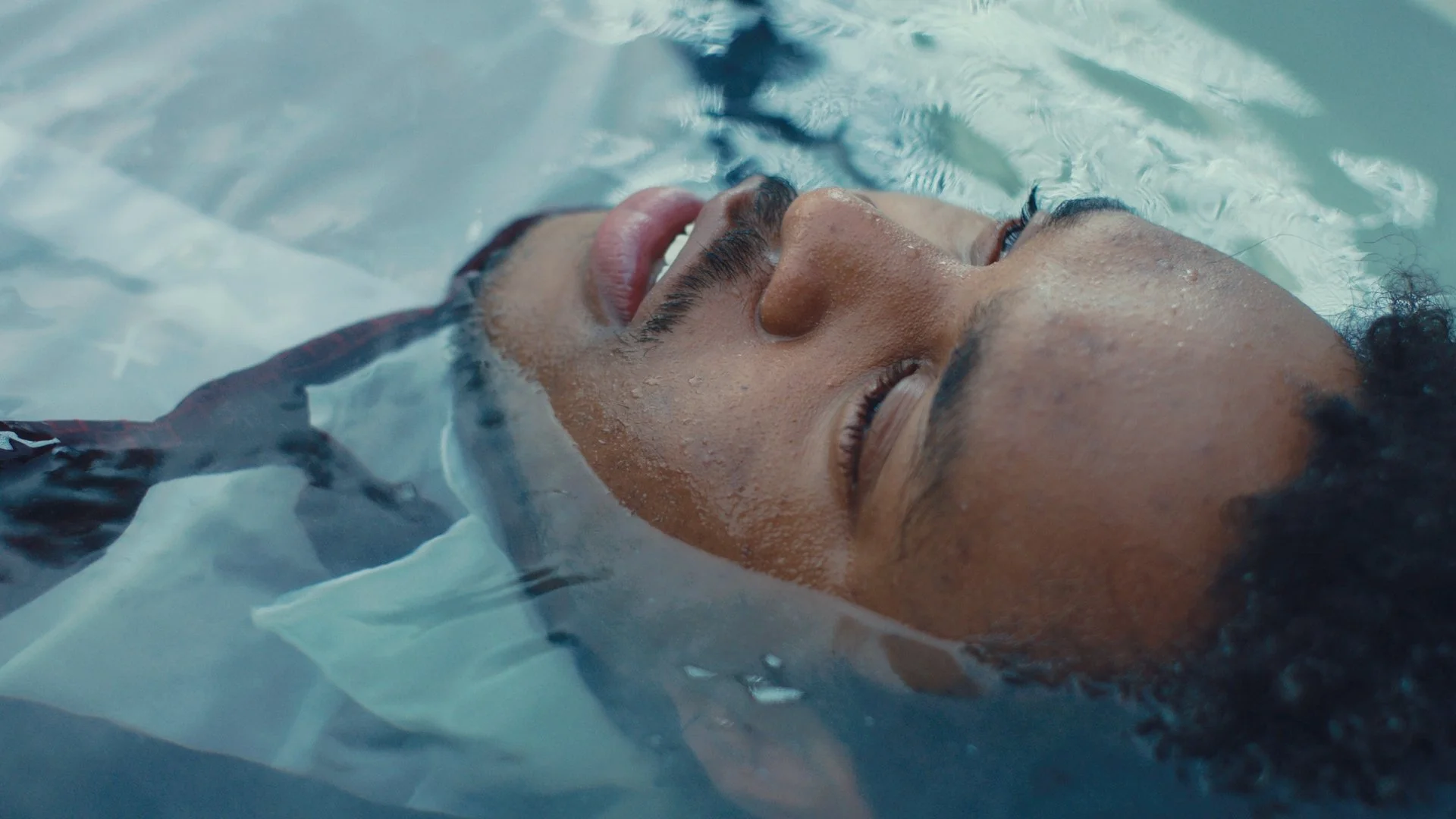 Still 2025-11-30 152343_1.124.2.jpg