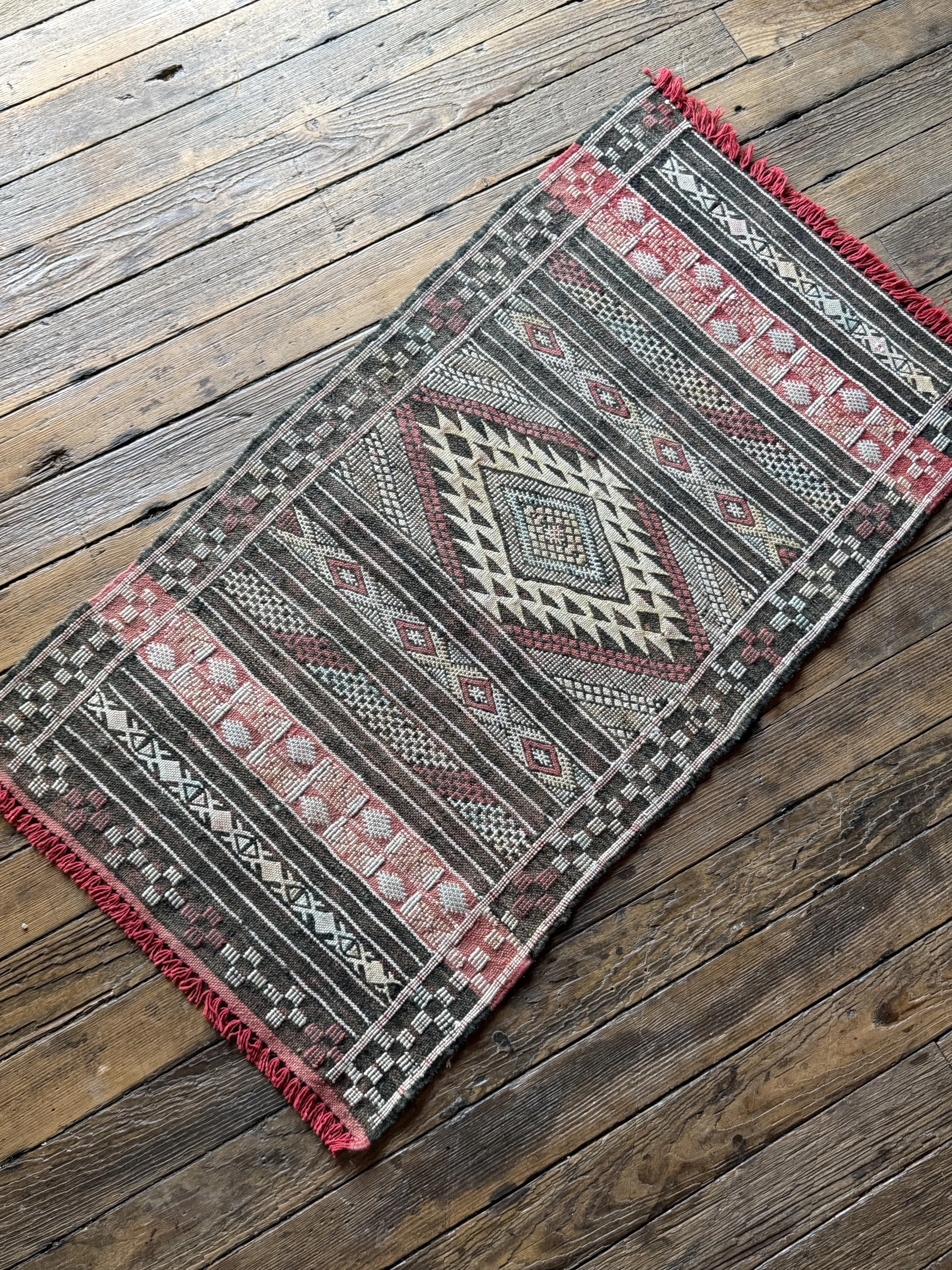 Mini Vintage Turkish Rug - Red Mesa