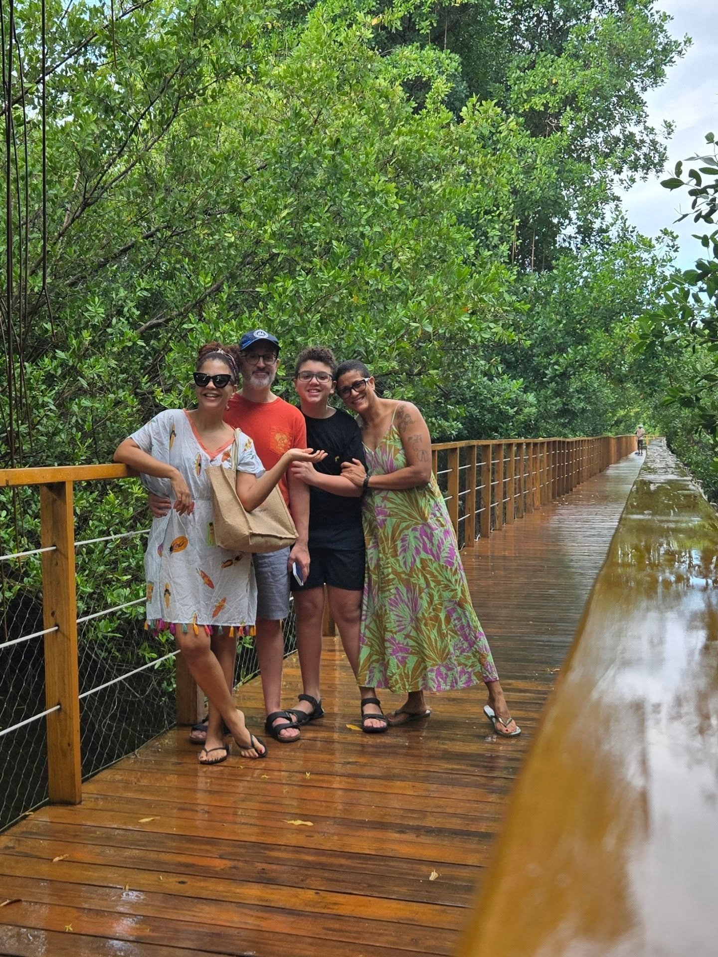 Queridos Reyes Magos: este a&ntilde;o no les pedimos cosas, les pedimos el regalo compartido de momentos inolvidables con los que queremos. Al parecer nos portamos muy bien, as&iacute; que: &iexcl;GRACIAS! 🥰
📍Punta Cana