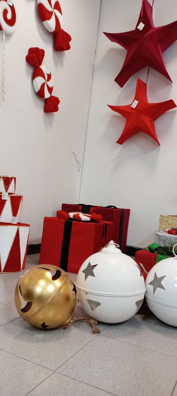 Showroom Nav_32.jpg