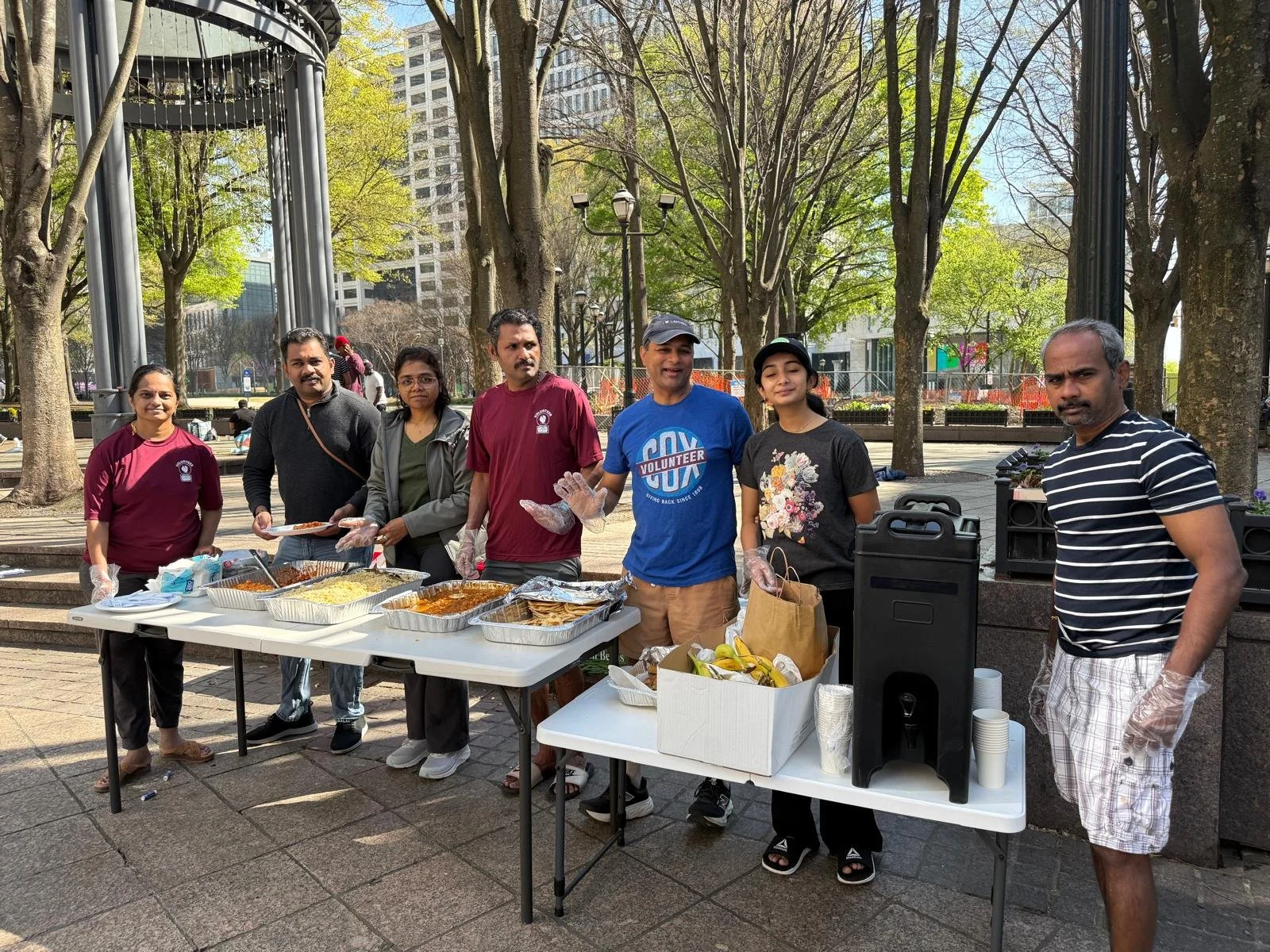 Atlanta Chapter Serves Over 100 at Woodruff Park