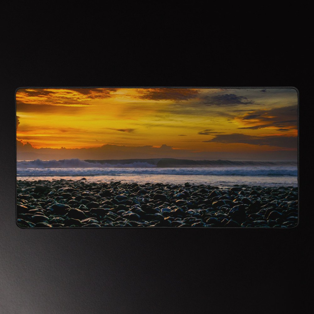 Riding on empty - Desk mat - 16x32