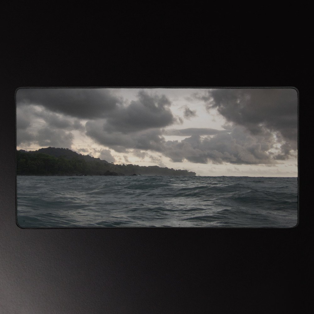 Dark Pavones - Desk mat - 16x32