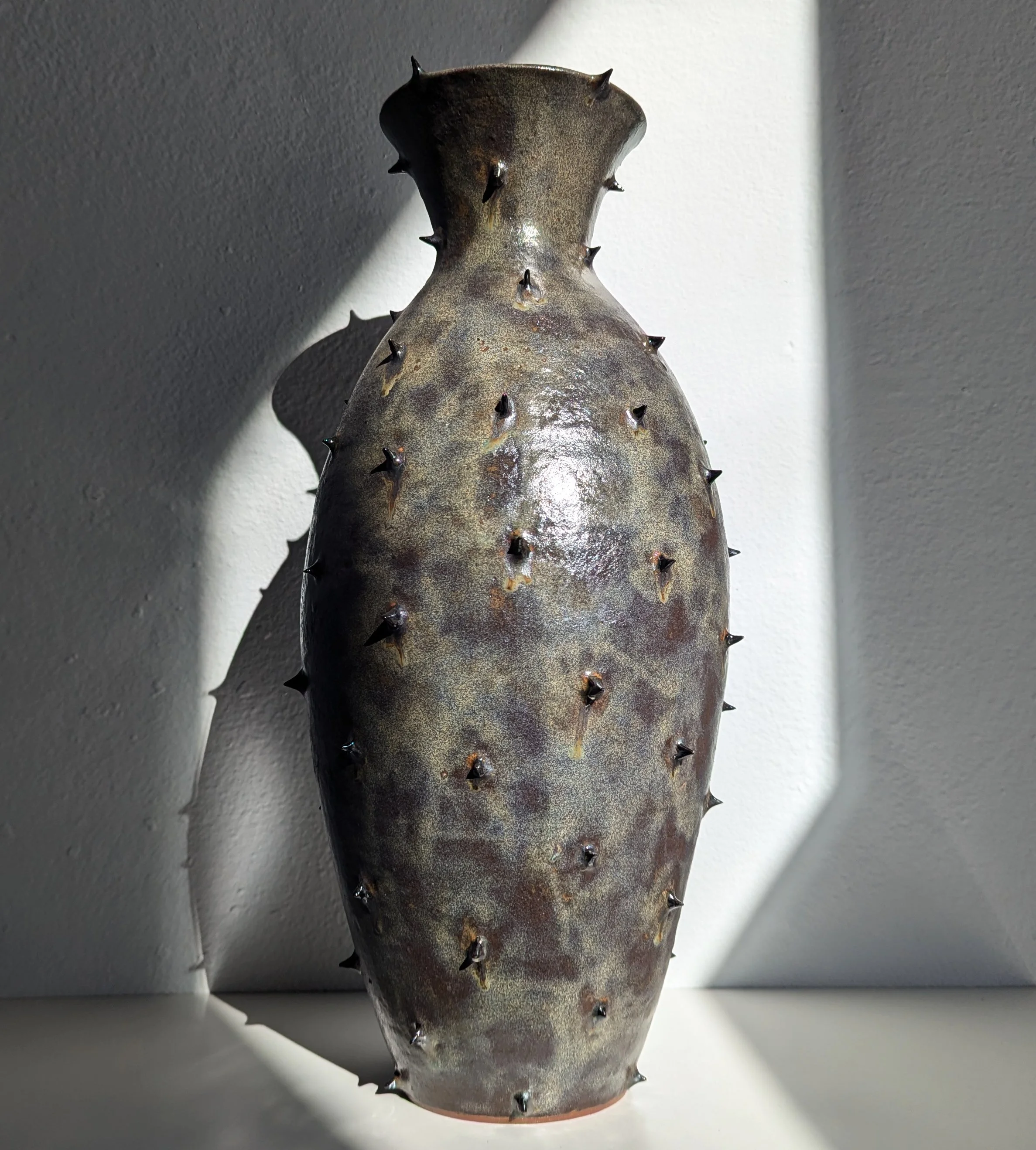 Bristle
Stoneware,
2025