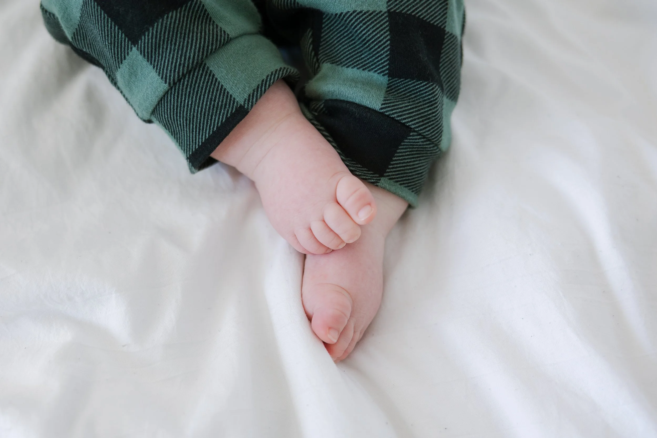 three simple self-care glimmers every postpartum mom can add to her day