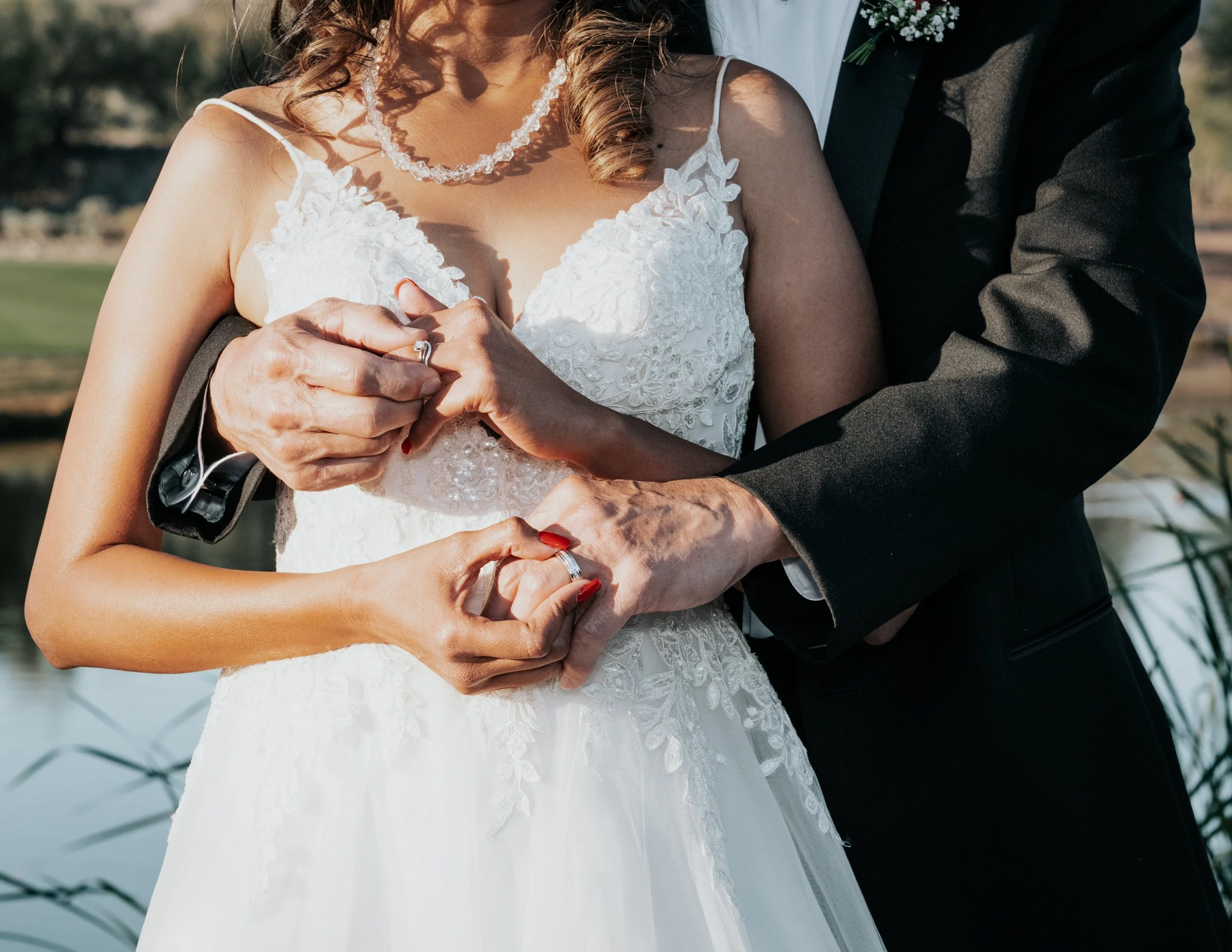 Wedding-rings-portland-oregon-photographer.jpg