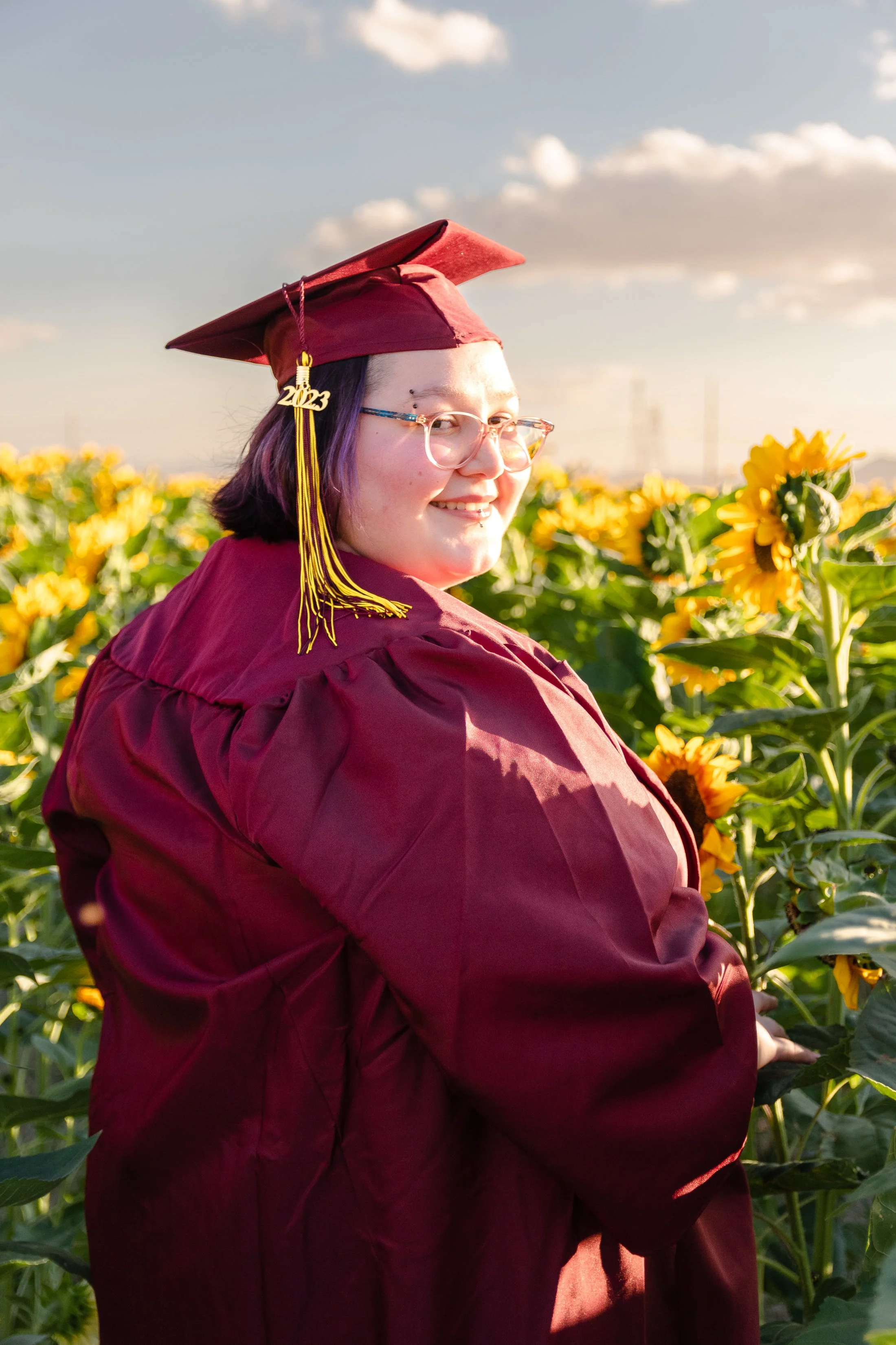 professional-portrait-photogrpaher-portland-oregon-senior-grad-session.jpg