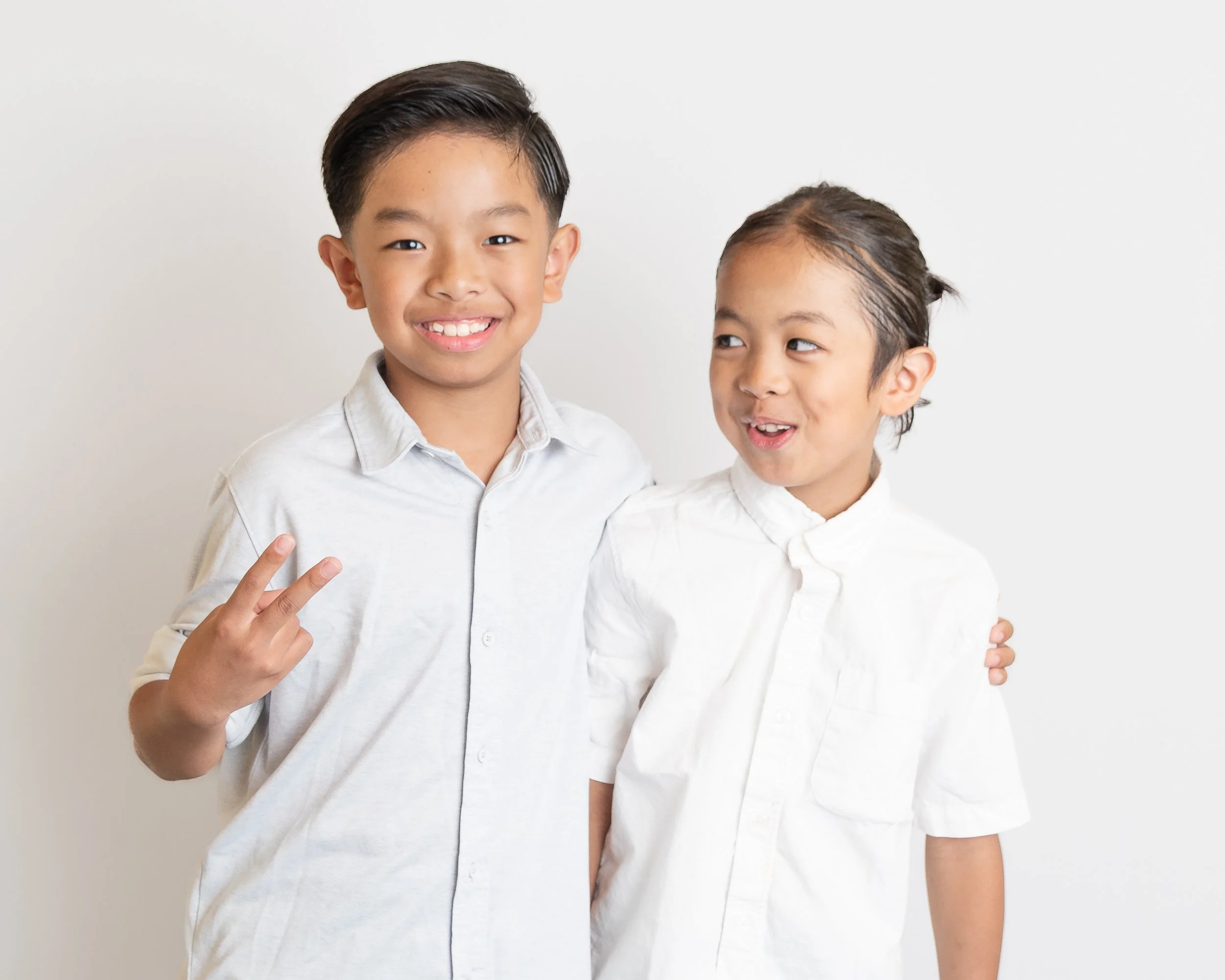 portland-oregon-school-portraits-photographer-siblings.jpg