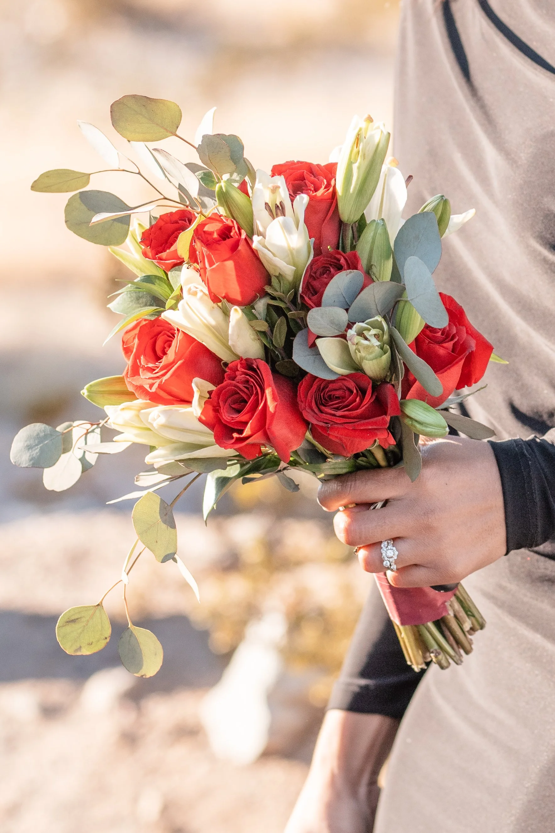 elopement-bouquet-porland-oregon-photographer.jpg
