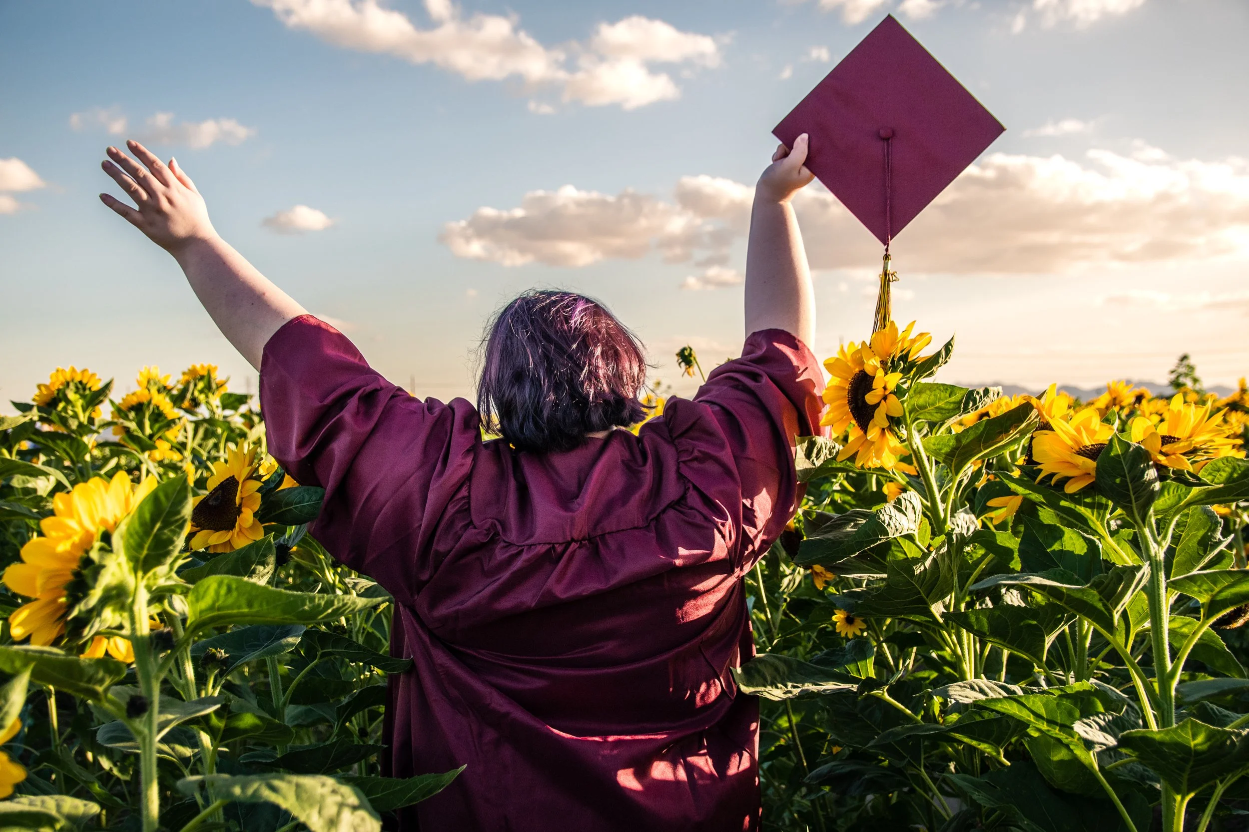 portland-oregon-photographer-portrait-senior-grad.jpg