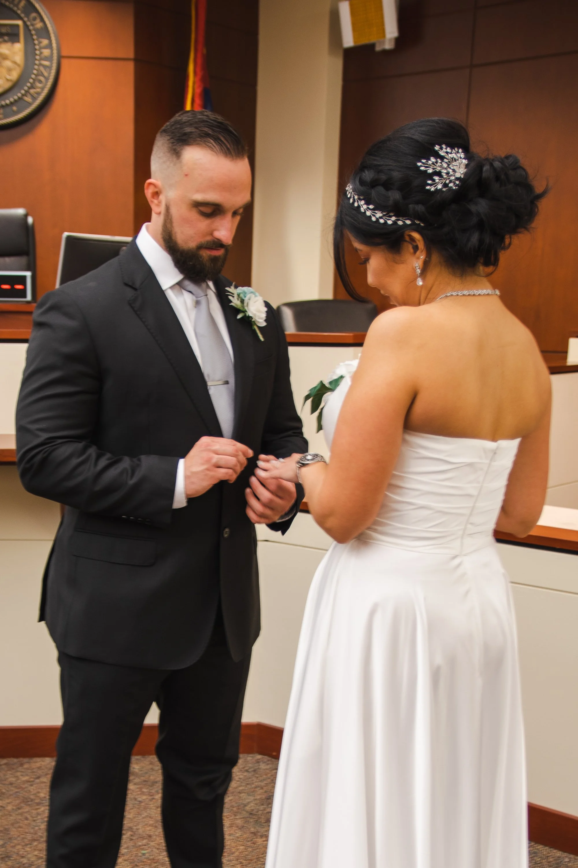 Portland wedding photographer wedding intimate moment at court house