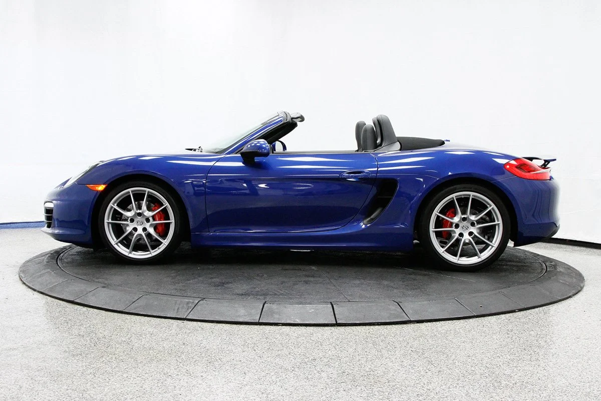 LUXURY AUTOMOTIVE