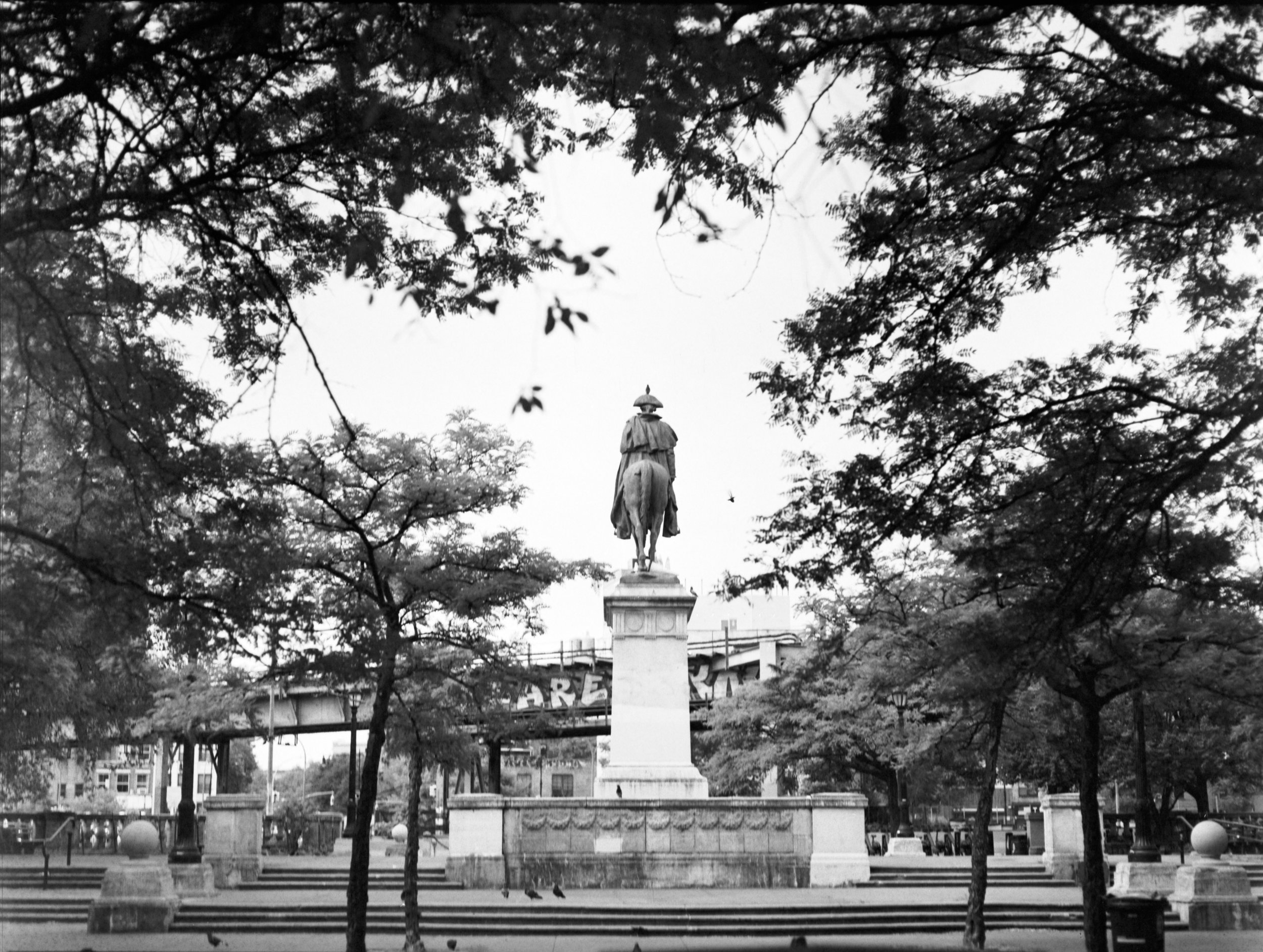 Agfa_AviPhotpan200_50ISO_R2F__2.jpg