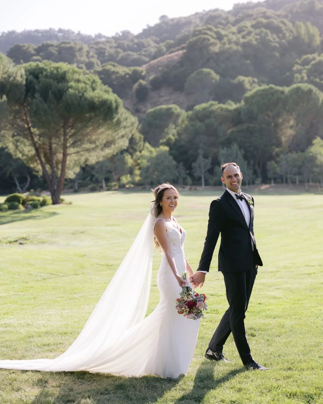 You&rsquo;re walking on sunshine &mdash; and don't it feel good? 🎵

At Stonepine Estate, you can always count on warm, sunny days, which makes it the perfect spot for year-round &ldquo;I do&rsquo;s.&rdquo;

📸: @brejanephoto

Planning and Design: @r
