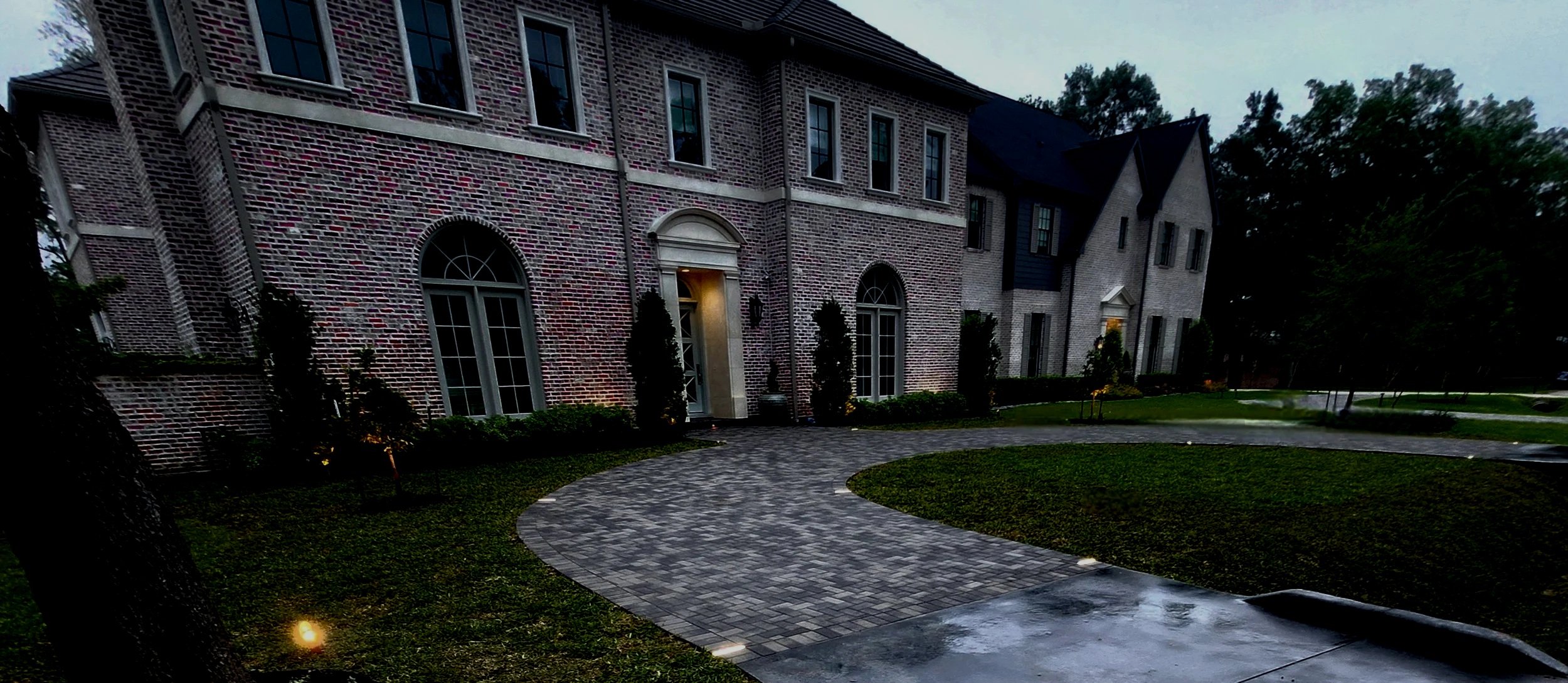 Driveway & Landscape Lights