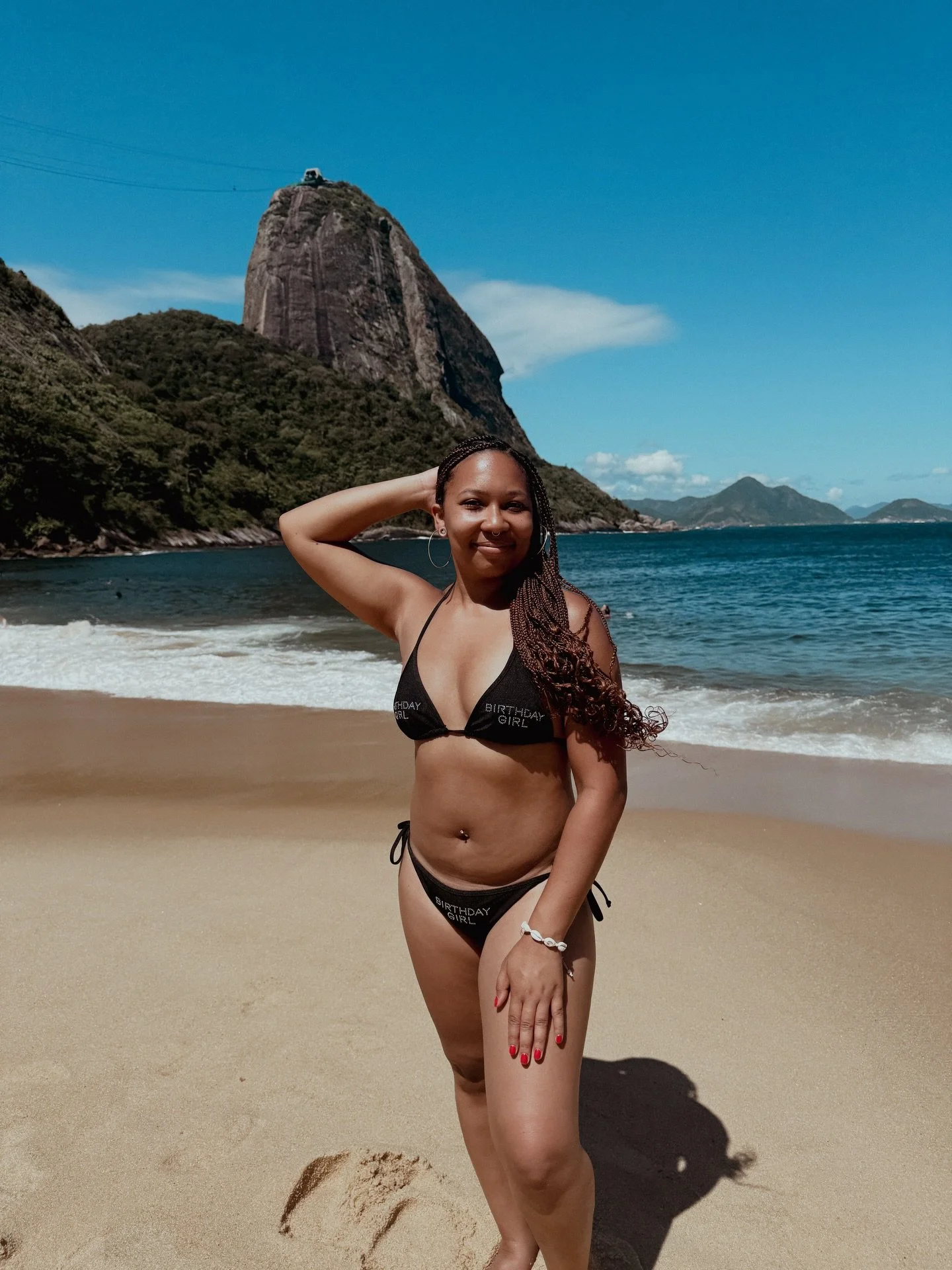 🇧🇷🇧🇷🇧🇷 Rio owes me NOTHING! I&rsquo;m contemplating cancelling my flight and never leaving. Stay tuned for more Rio content!
.
.
.

#takemebacktobrazil #brazil #riodejaneiro #blacktravelfeed #jetblacktravel #travelnoire #blacktravelblogger #bla