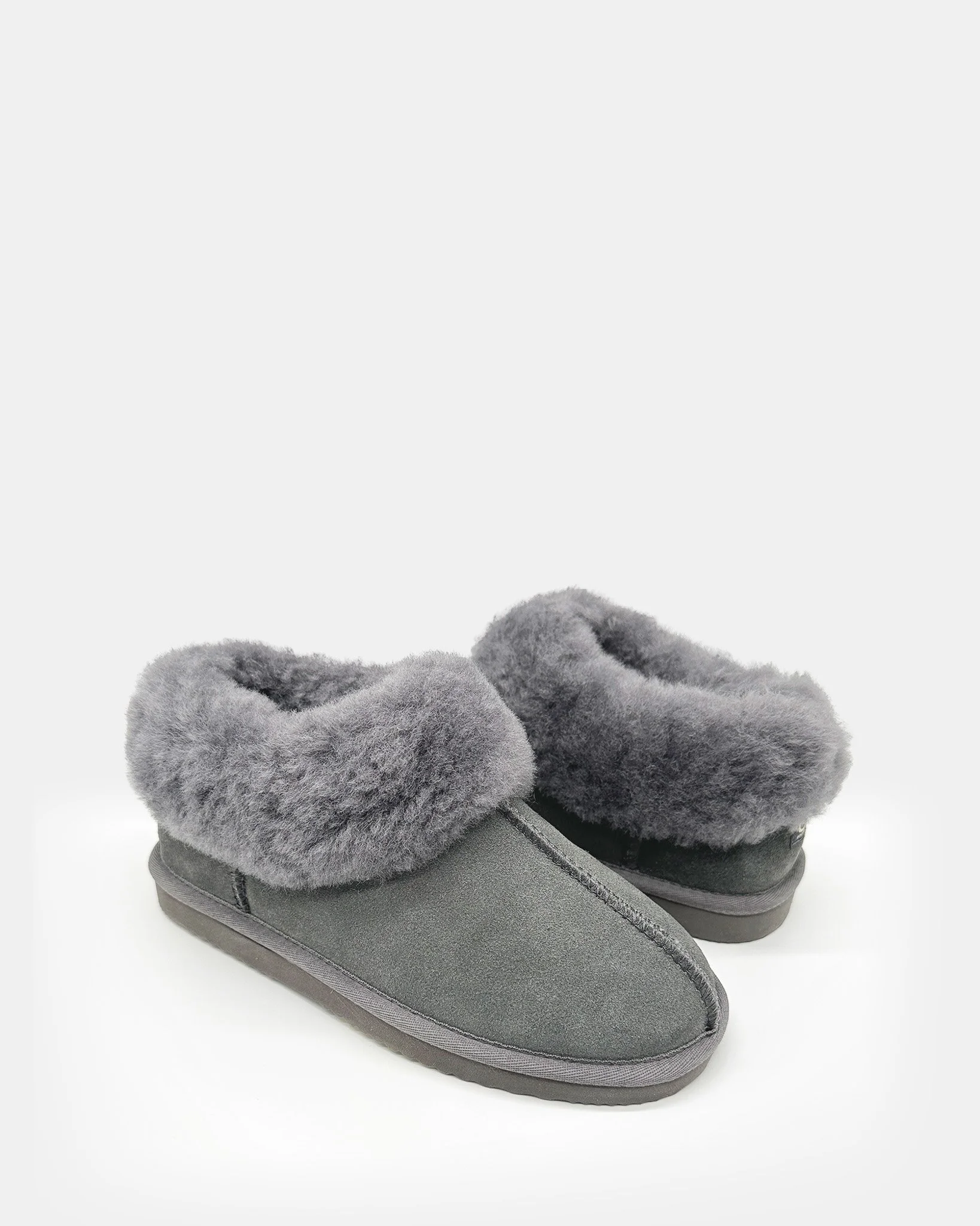 LADIES GREY SLIPPER 45 PAIR 2.jpg