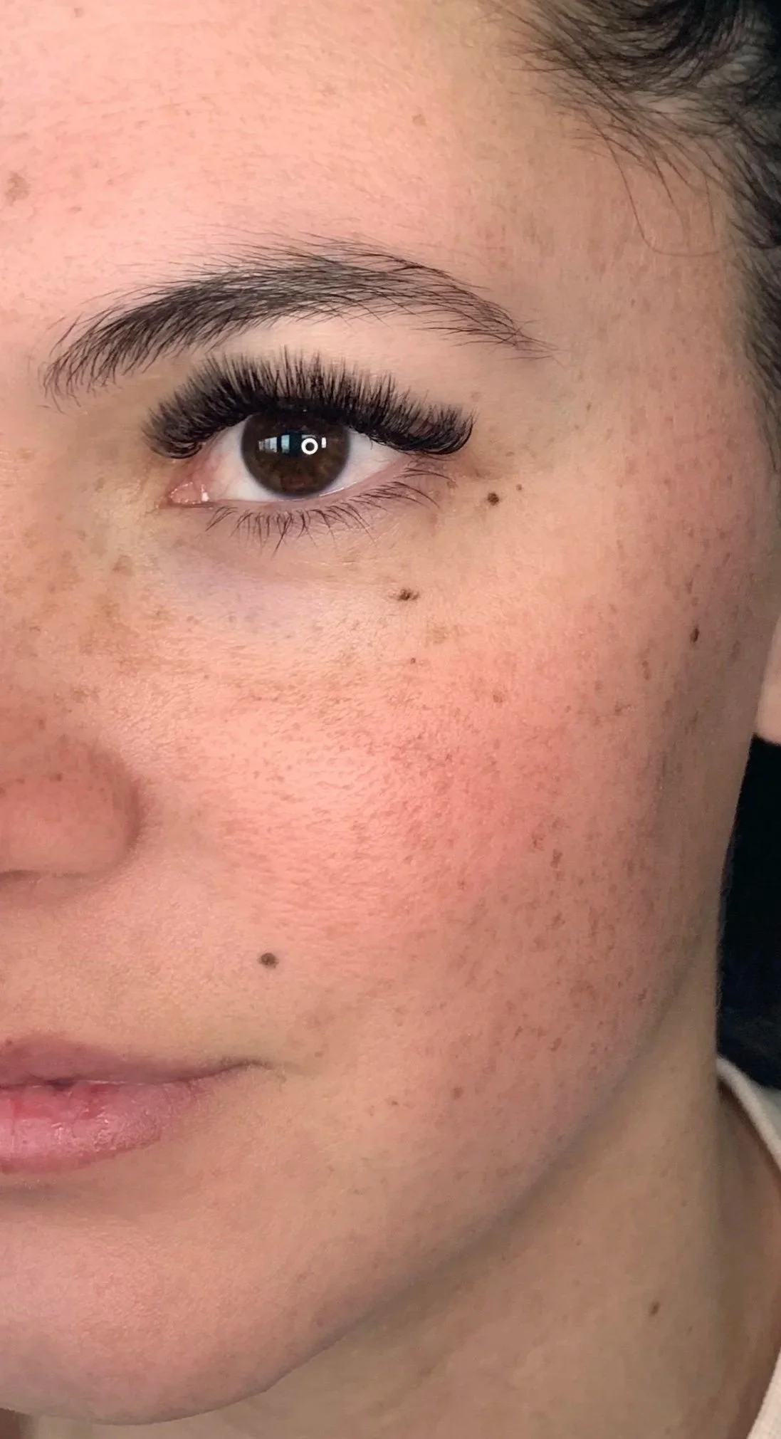 Hybrid Eyelash Extensions