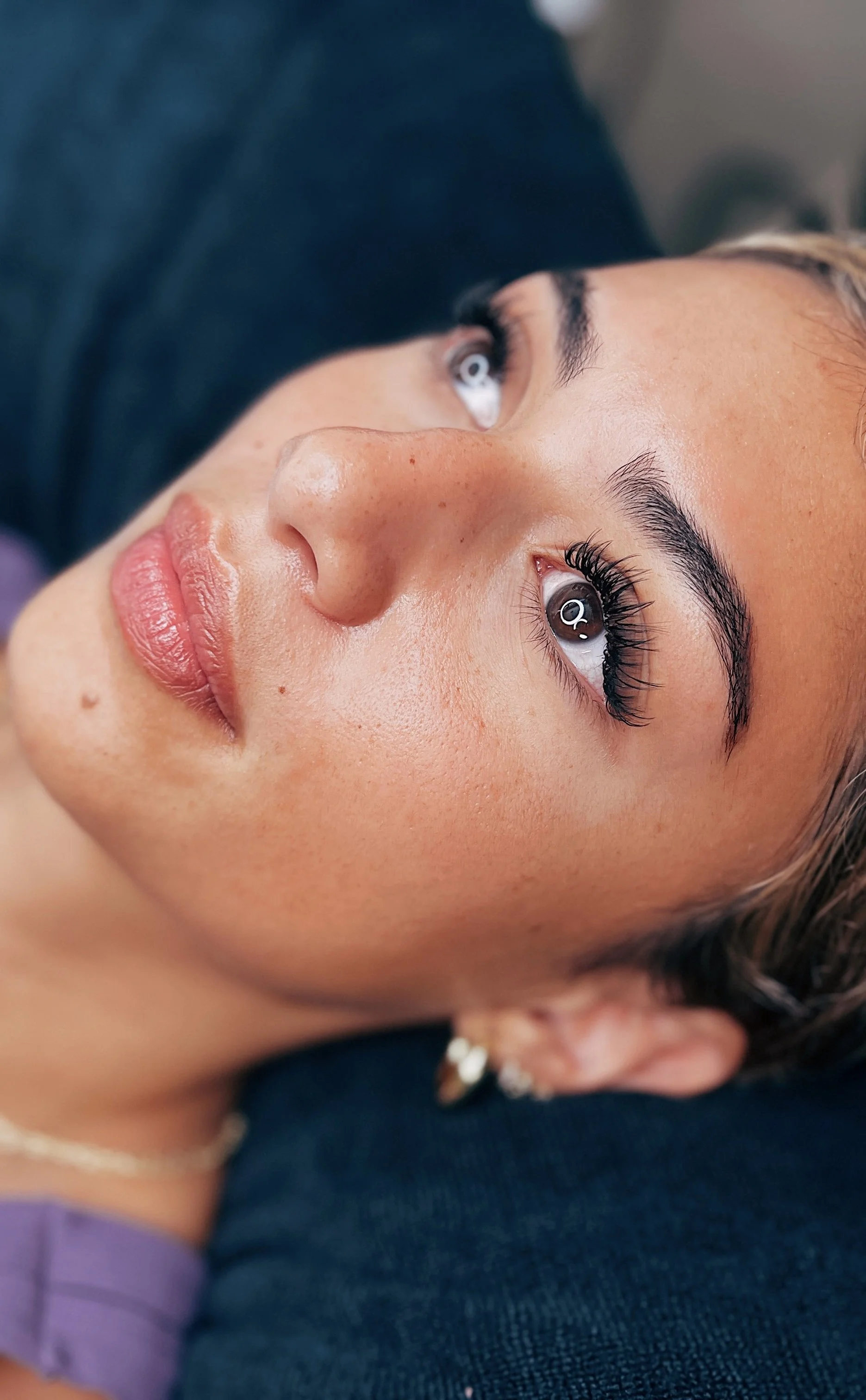 Hybrid Eyelash Extensions