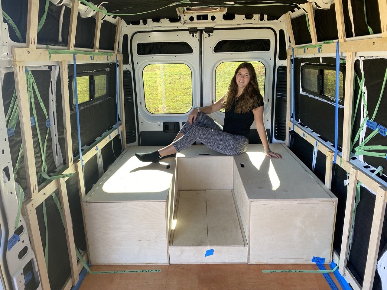lauren-lawliss-diy-campervan-convertible-bed.jpeg