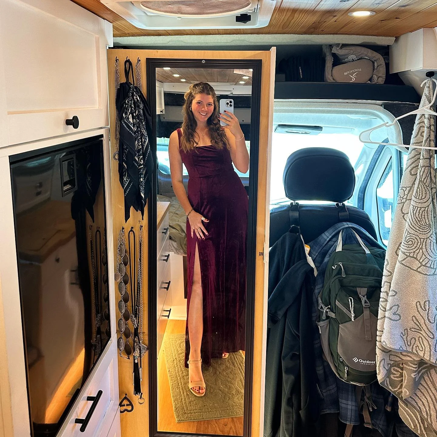 No better reason to head back home after 8 months of traveling than for 3 family weddings over the course of 4 weekends 🤍✨

From watching my 91-year-old grandma absolutely crush it on the dance floor, to seeing the next generation grow up together&h