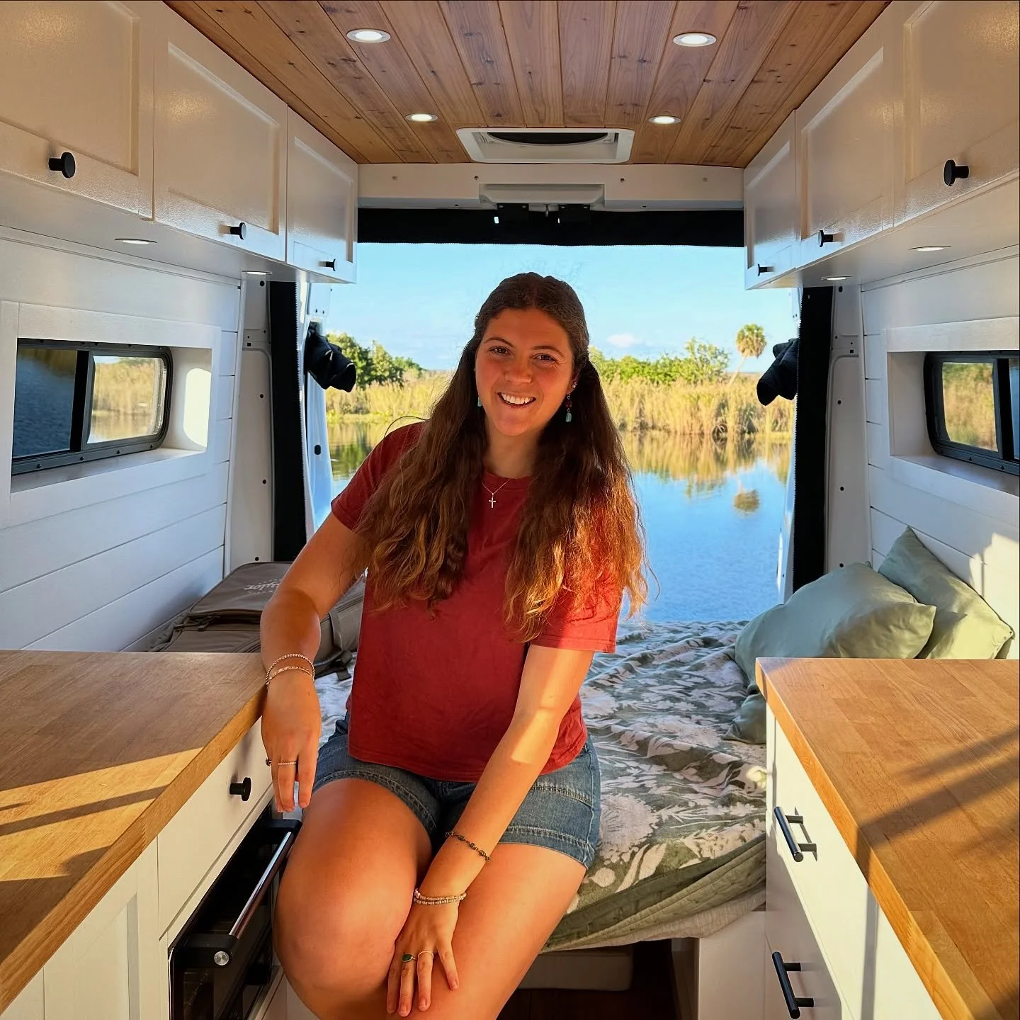 Nothing like stumbling upon a peaceful place with a view for golden hour 🌅