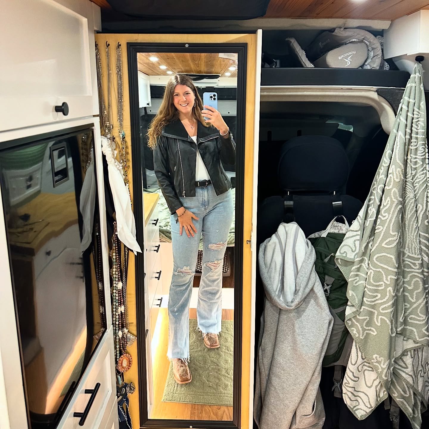 The calm before the storm ❄️

With freezing rain and single-digit temps headed for Texas, we had a choice: outrun the storm&hellip; or stay put and prepare for a few slow days.

We chose to stick it out in Fort Worth&mdash;and I&rsquo;m so glad we di